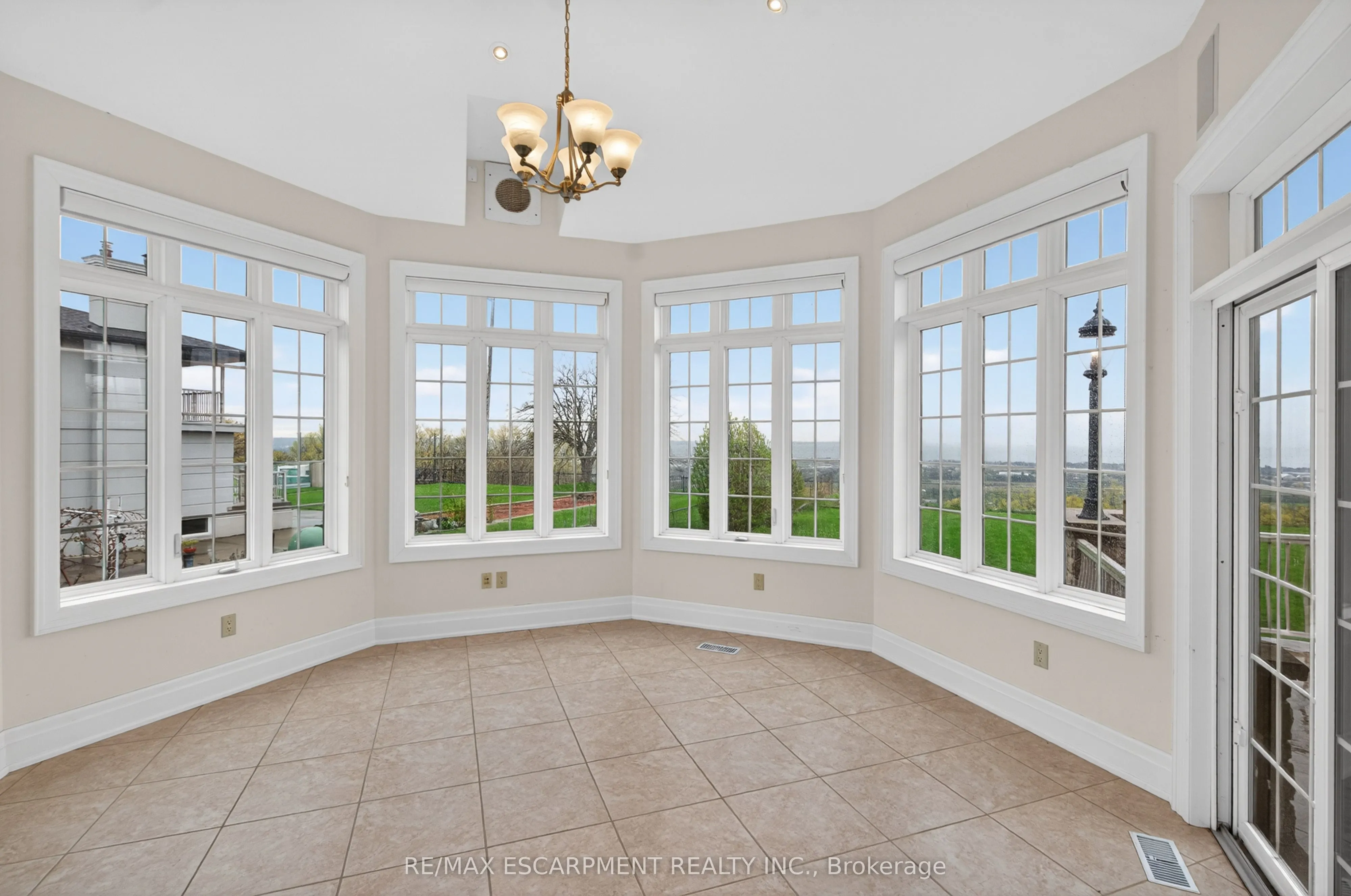 803 Ridge Road