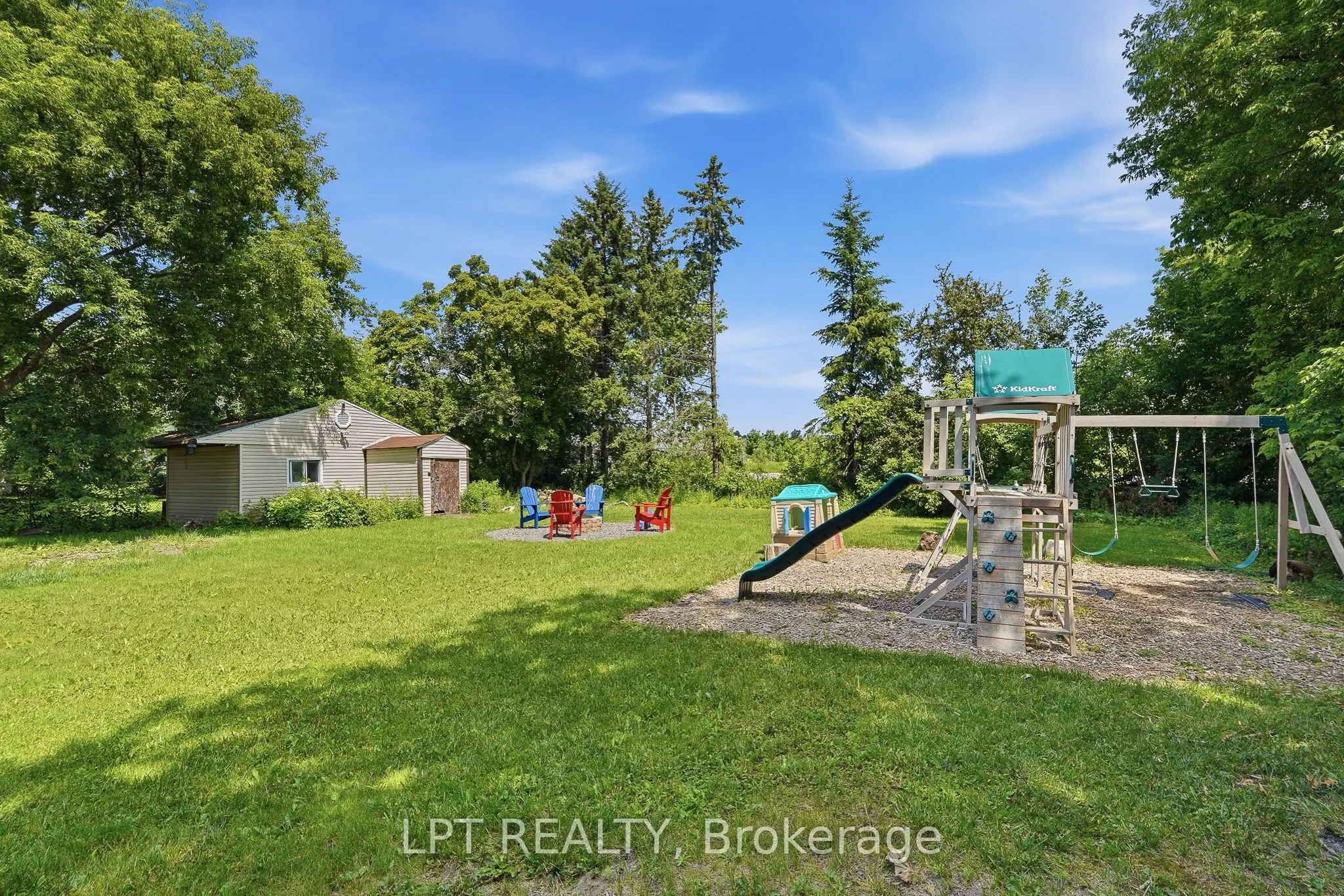 1467 Meadow Road N