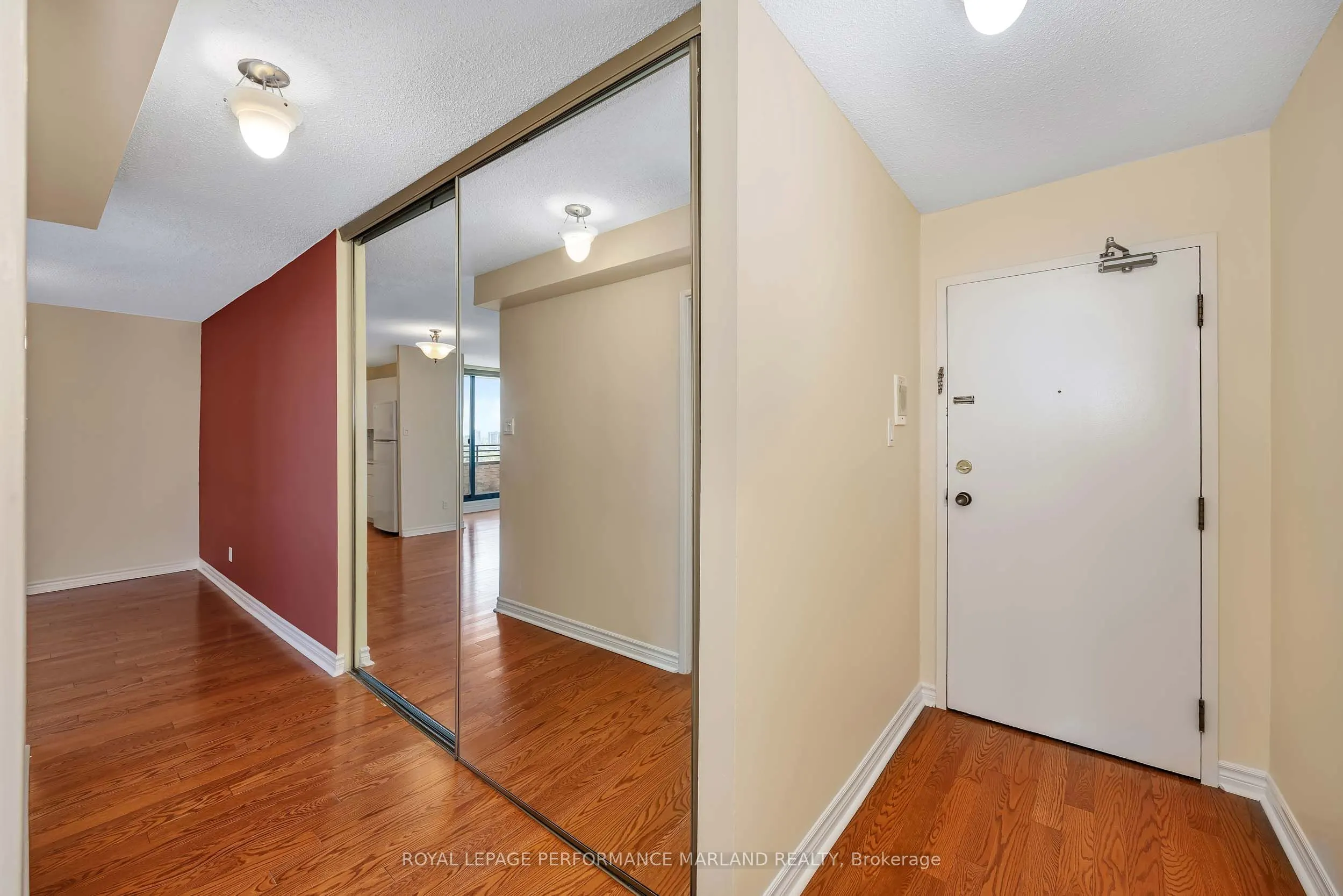 71 Somerset Street W #1903