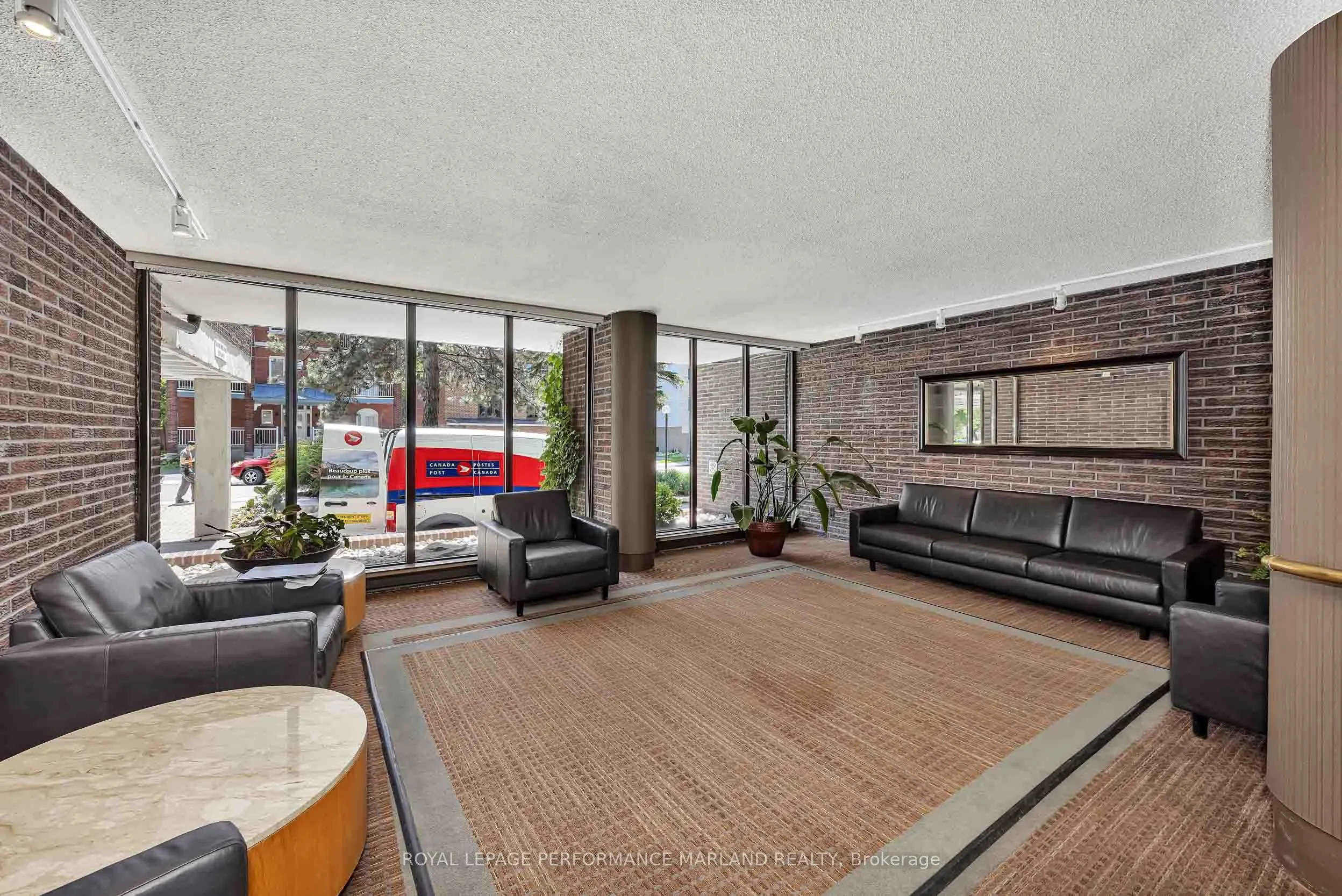 71 Somerset Street W #1903