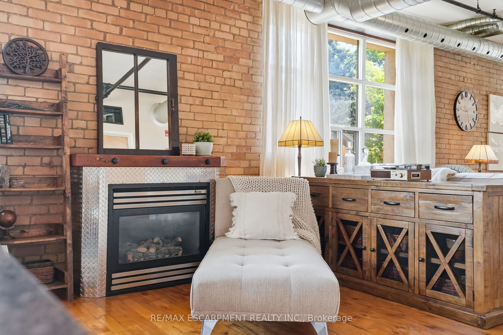 36 Margaret Street #21