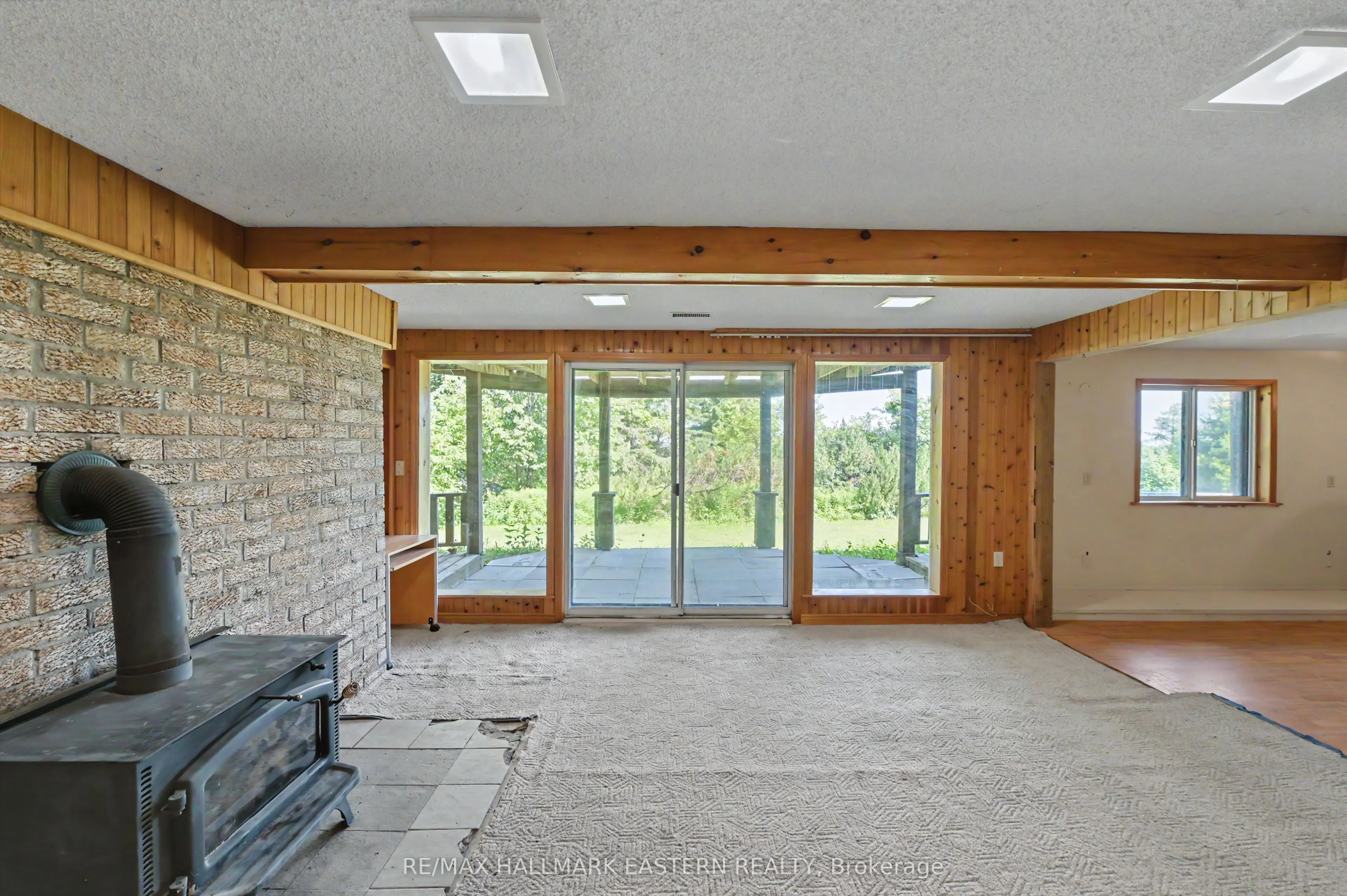 473 Sunset Crescent