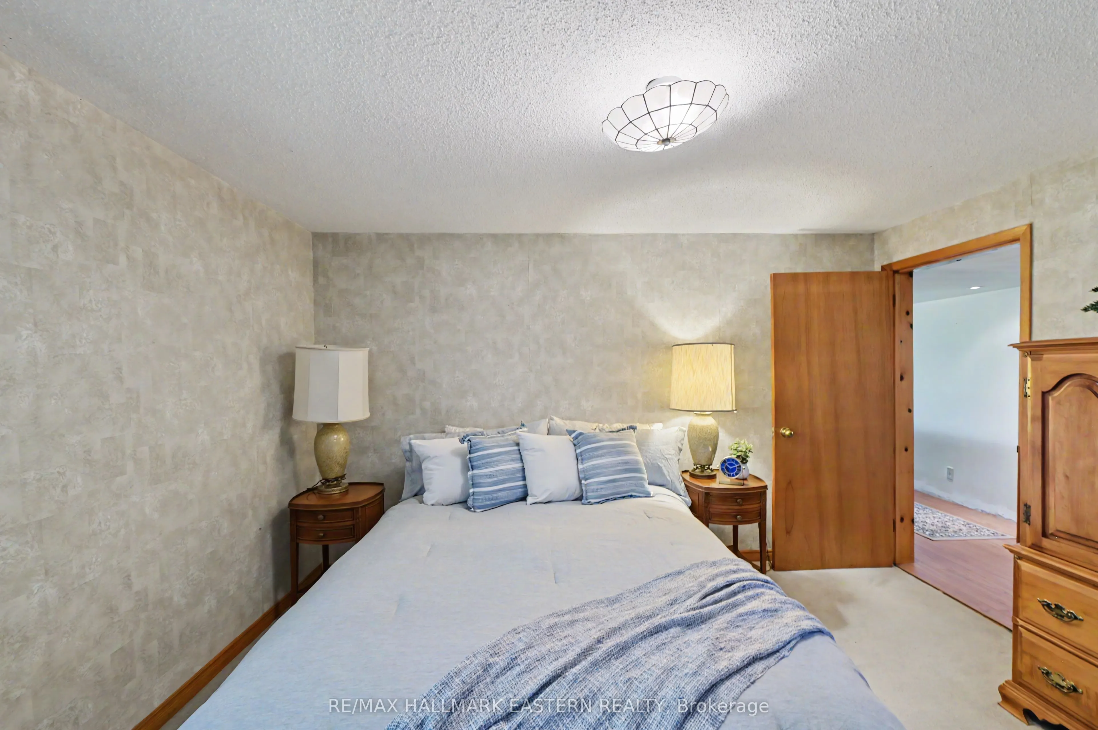 473 Sunset Crescent