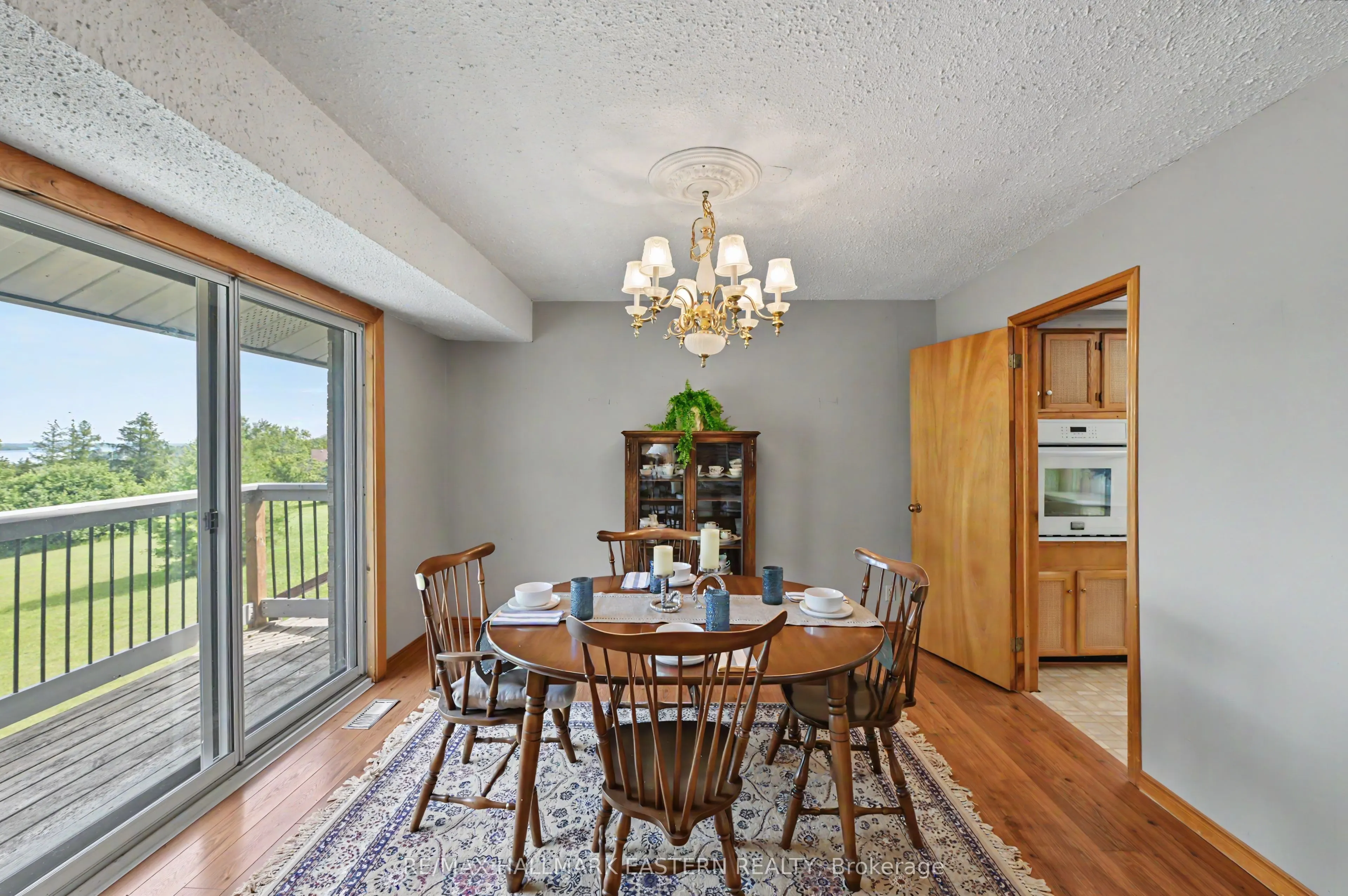 473 Sunset Crescent