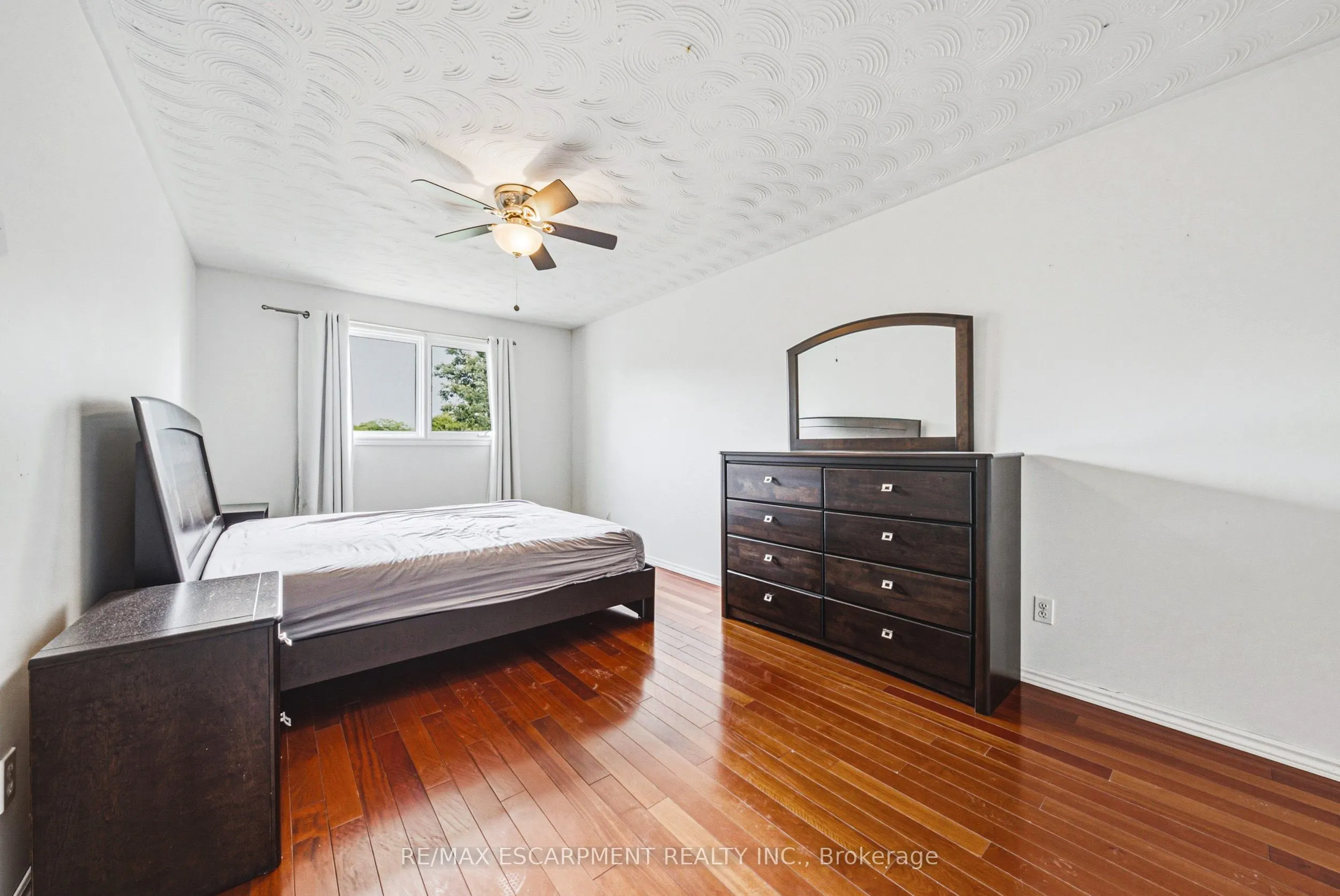 21 Moss Boulevard