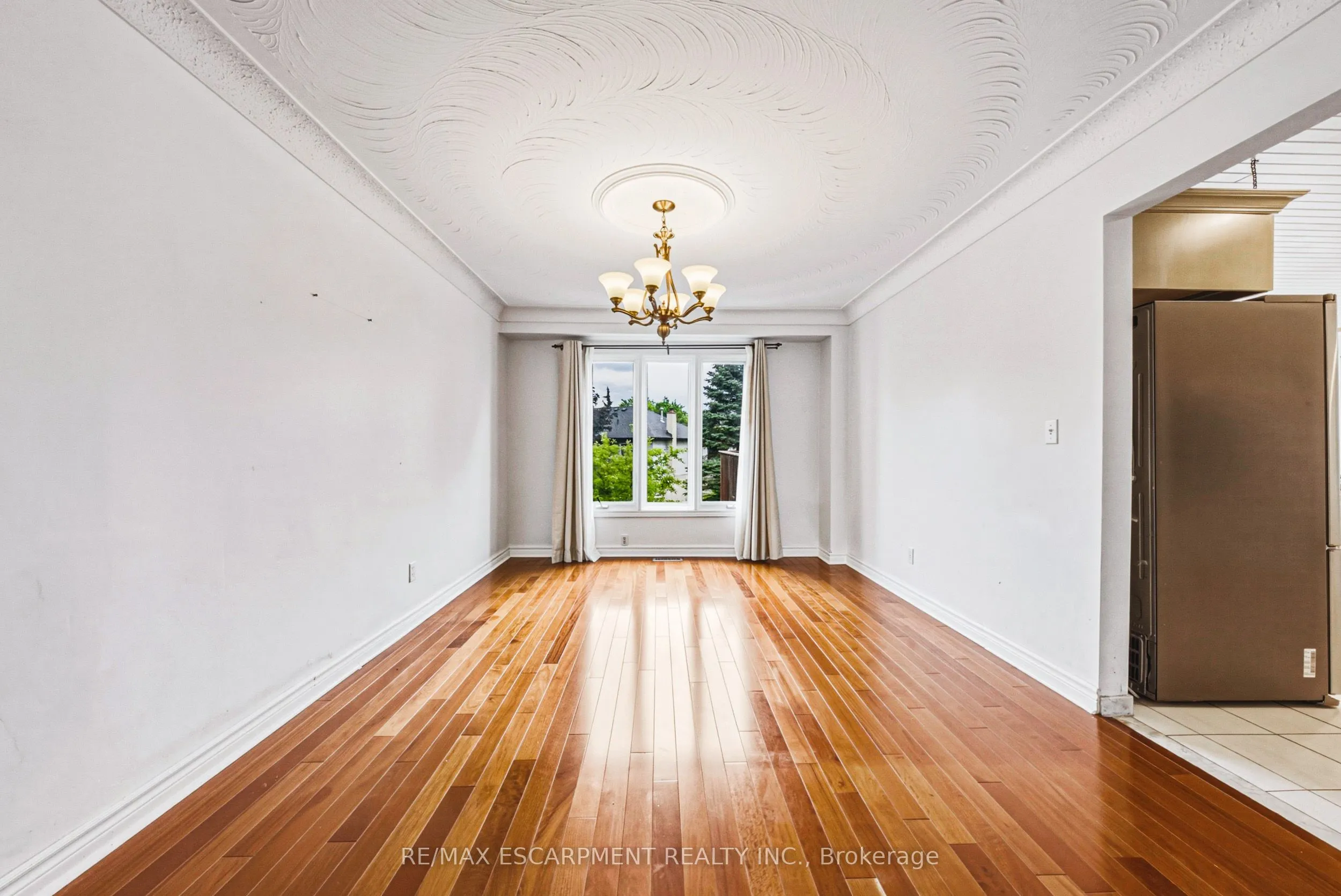 21 Moss Boulevard