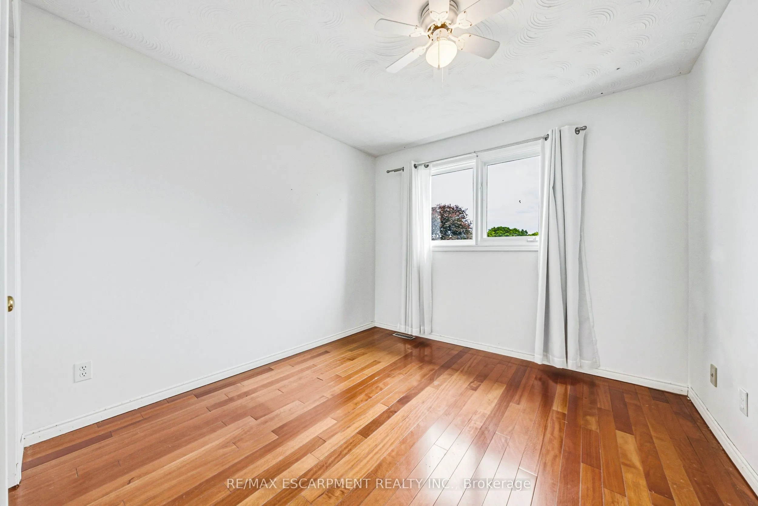 21 Moss Boulevard