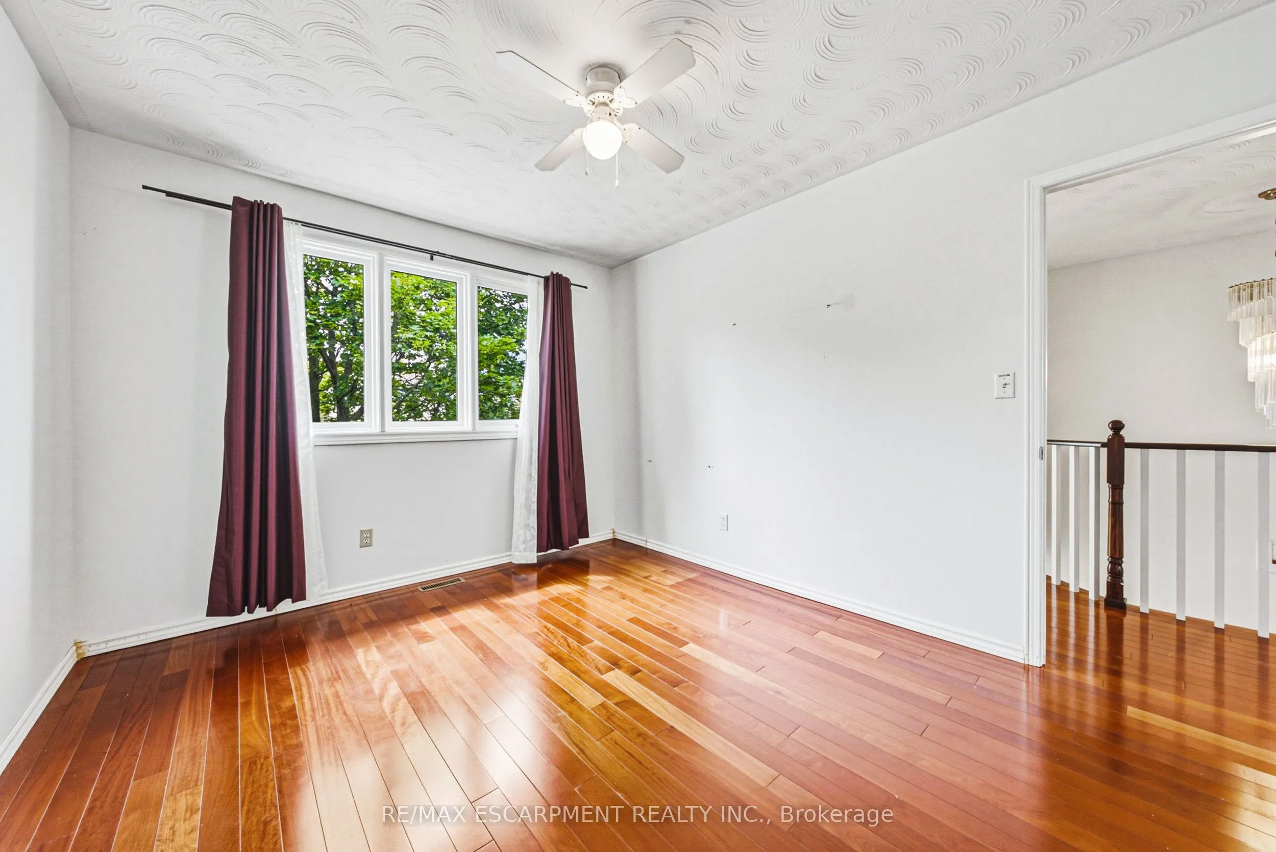 21 Moss Boulevard