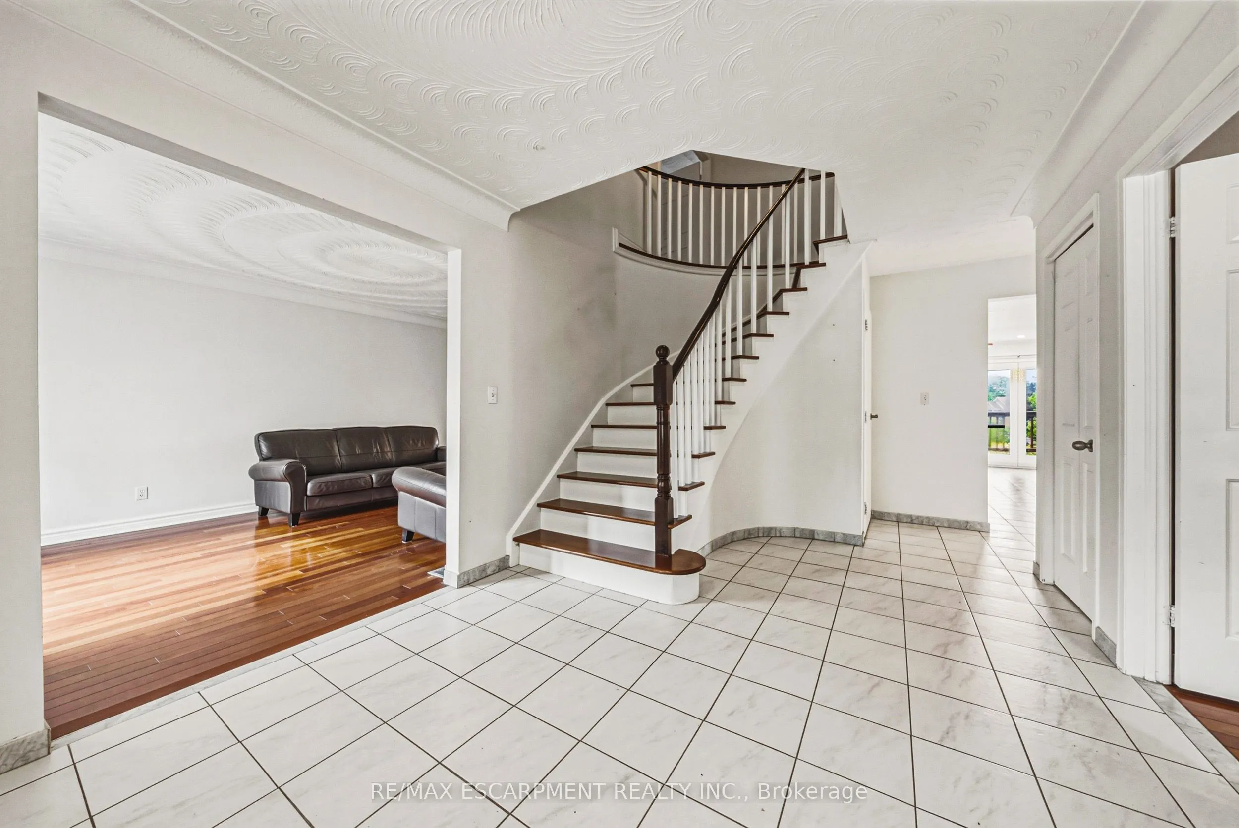 21 Moss Boulevard
