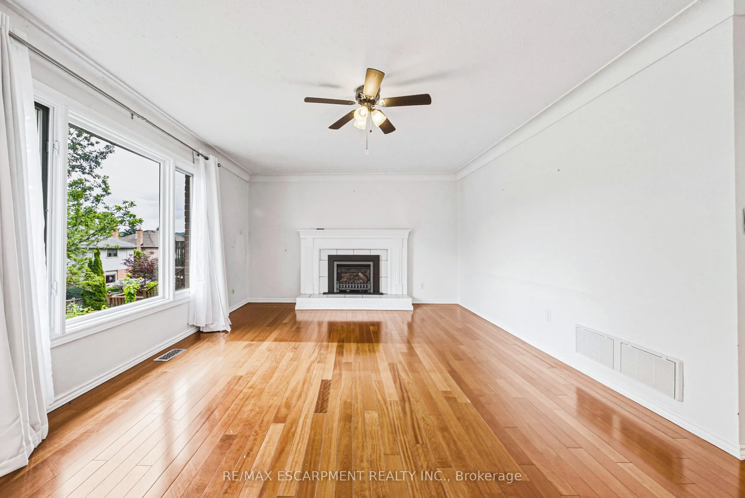 21 Moss Boulevard