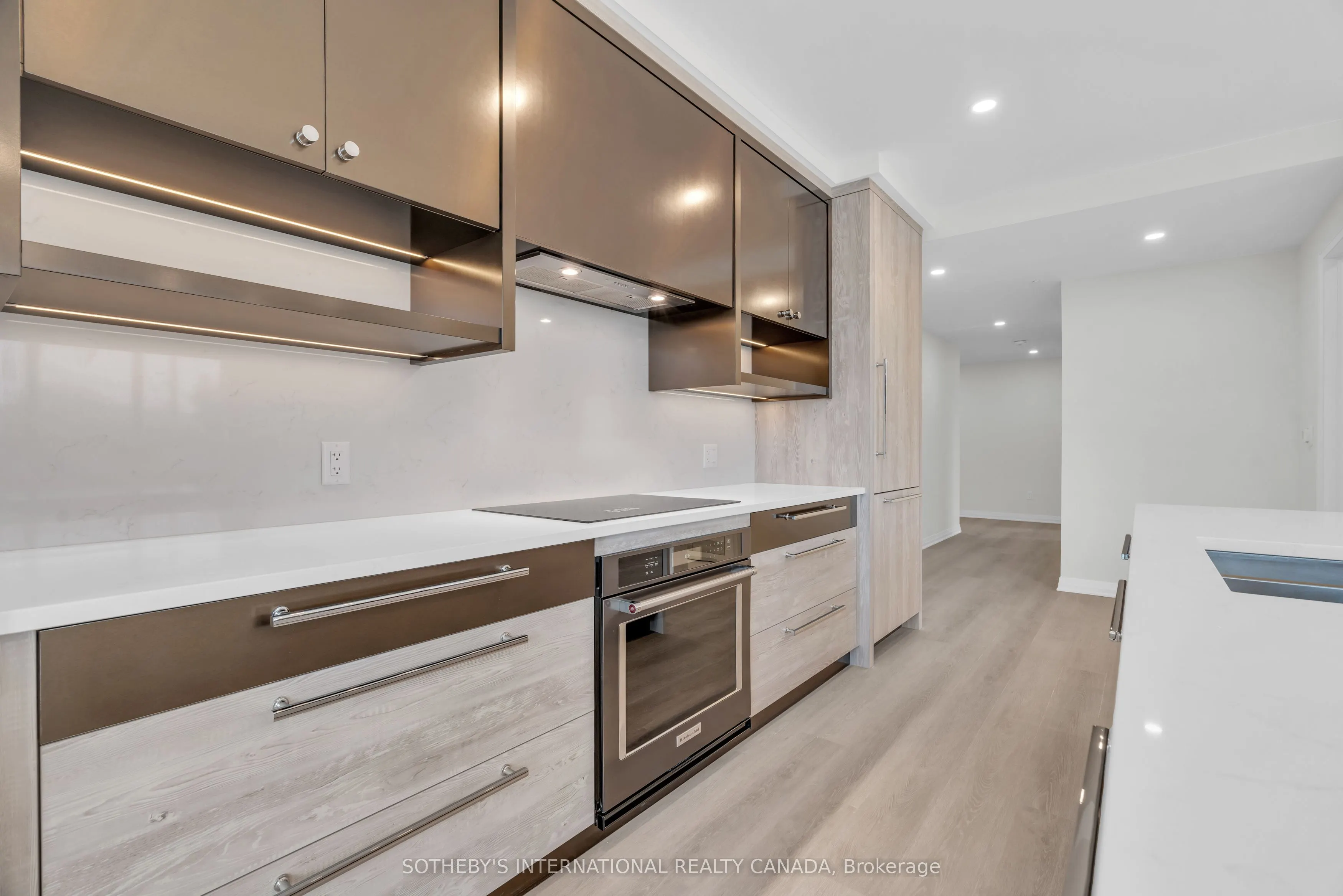 6523 Wellington Rd 7 #201