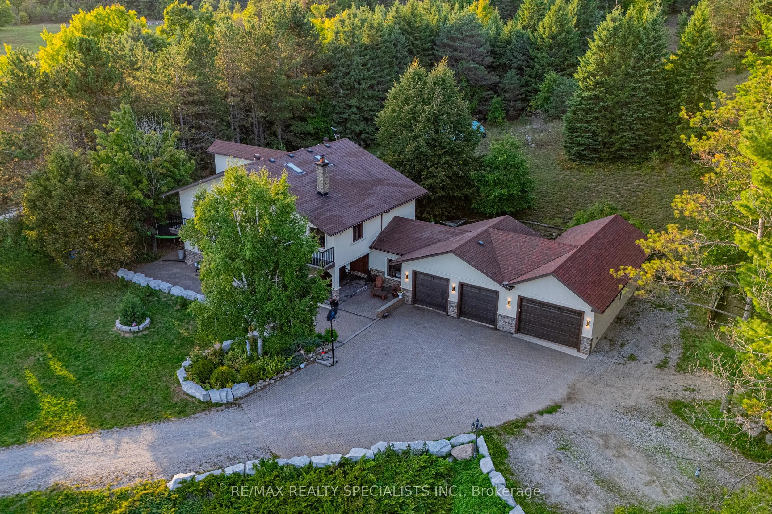 428239 25th Side Road
