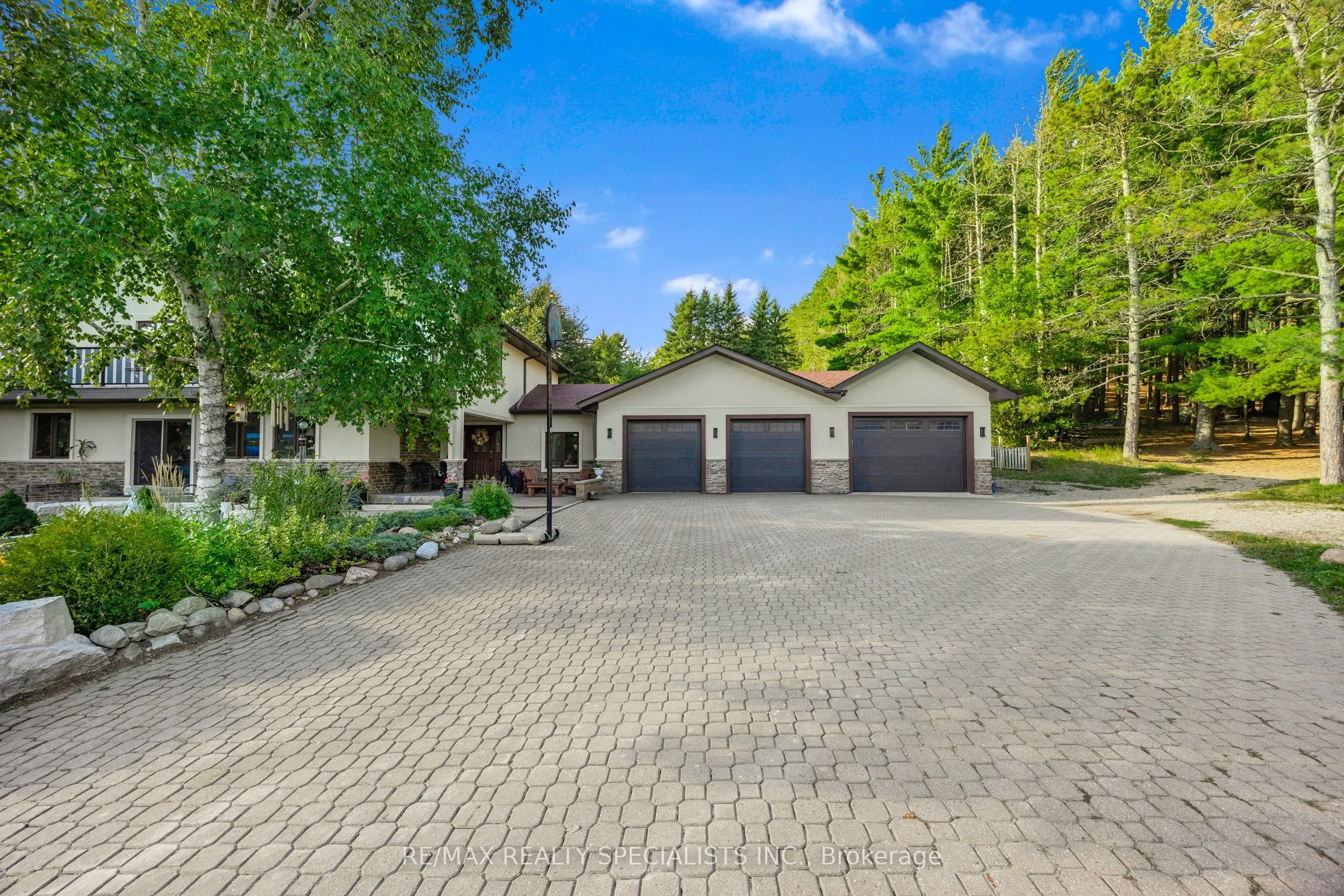 428239 25th Side Road
