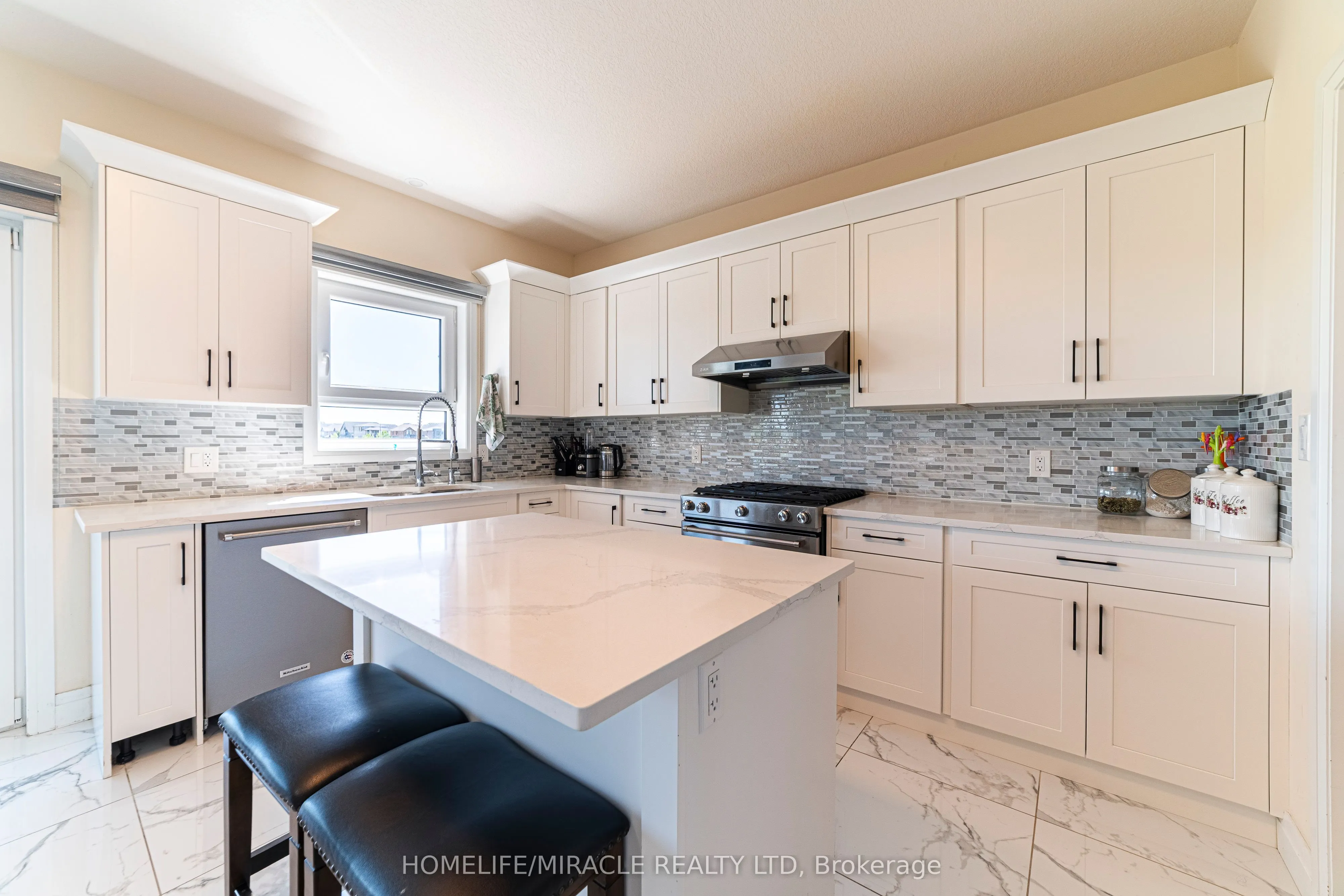 42 Grandville Circle