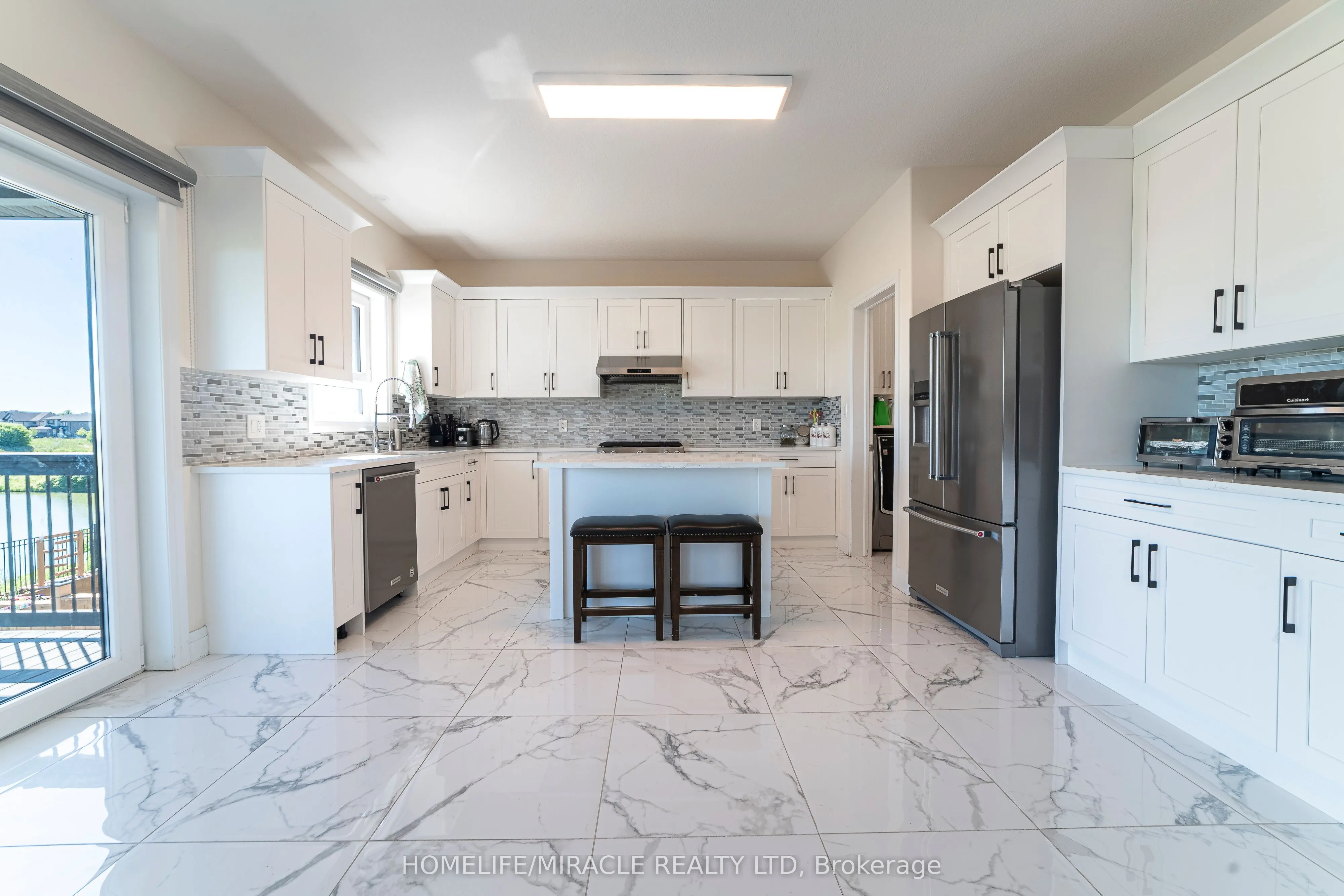 42 Grandville Circle