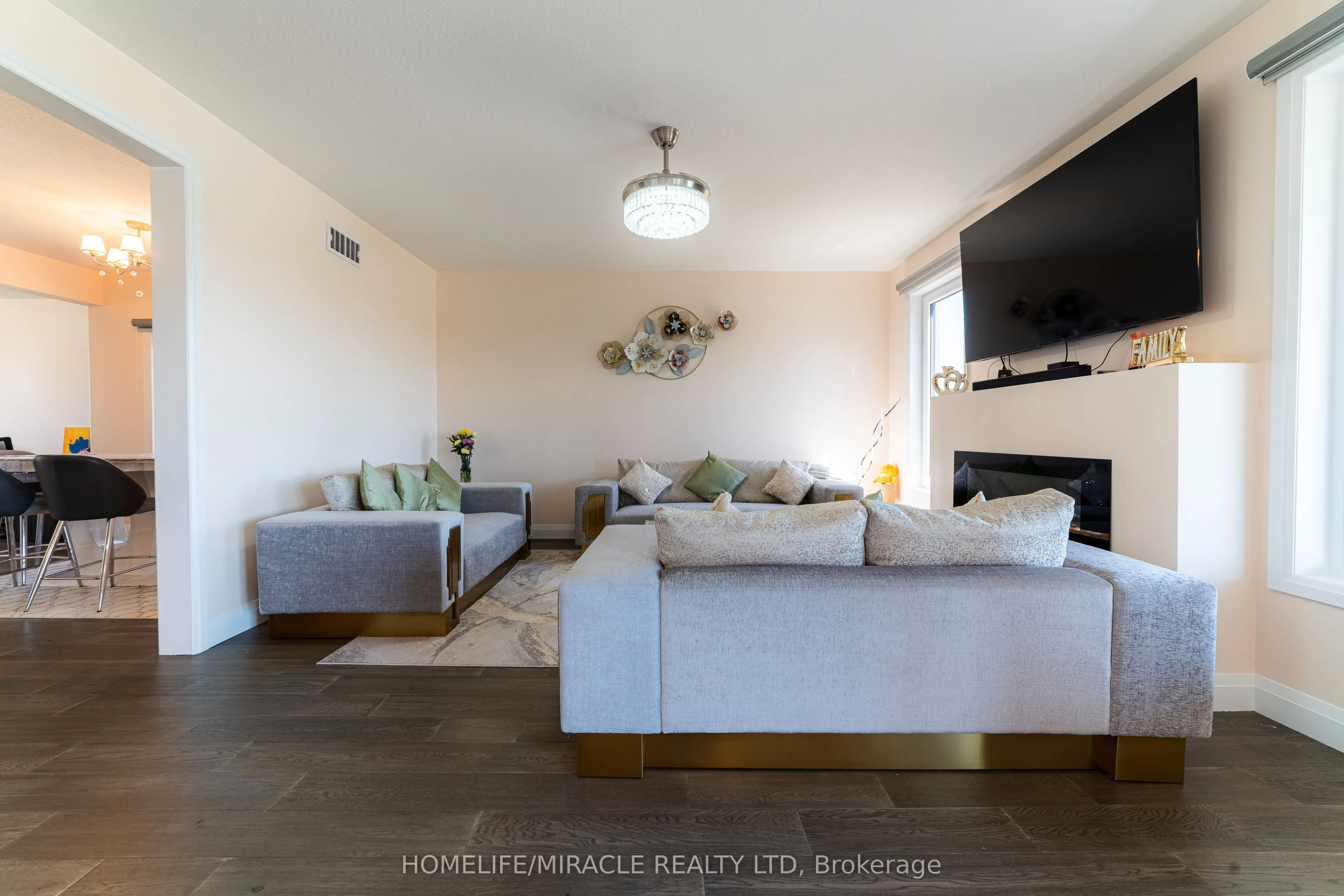 42 Grandville Circle