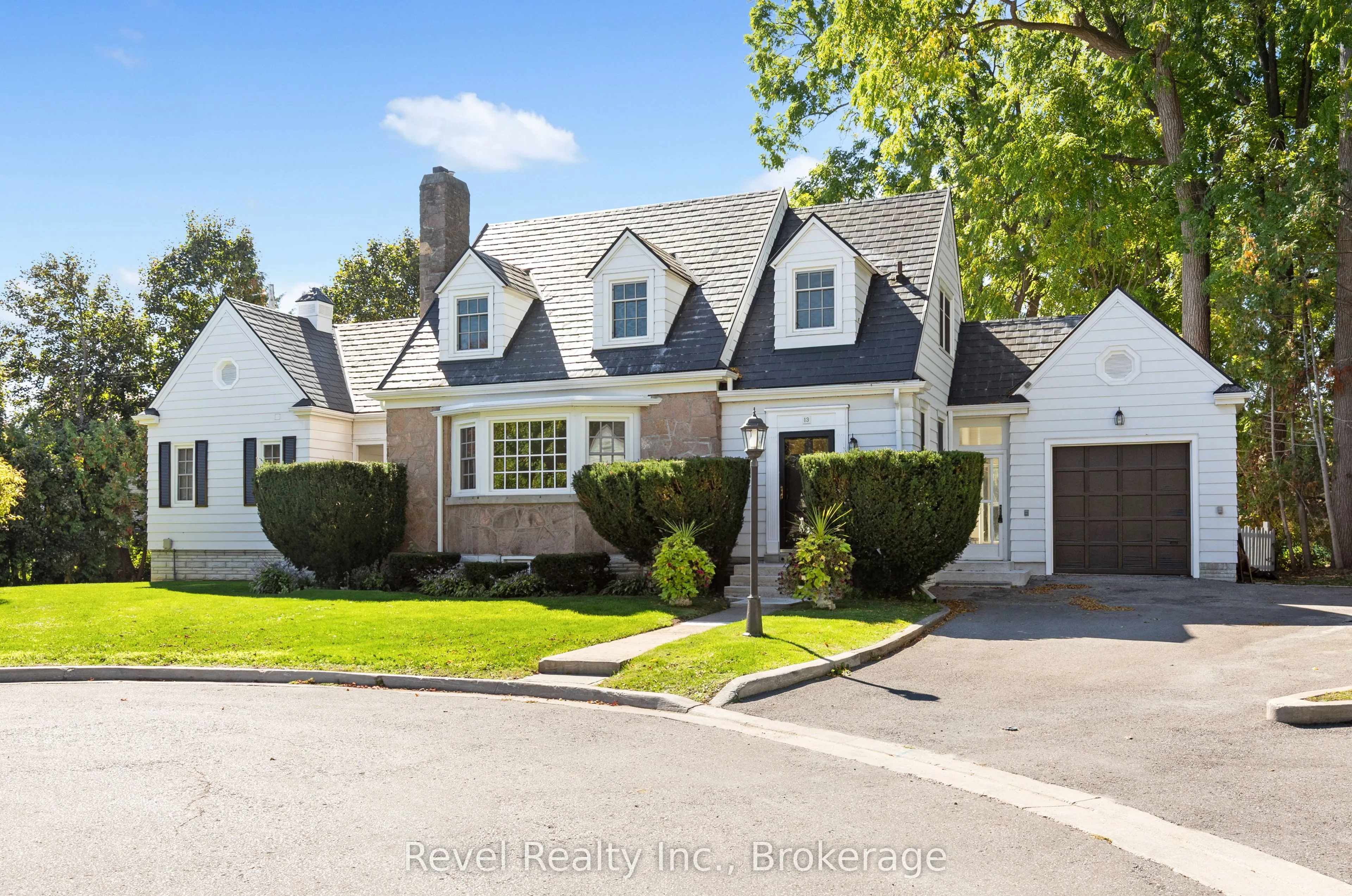 13 Sylvan Crescent