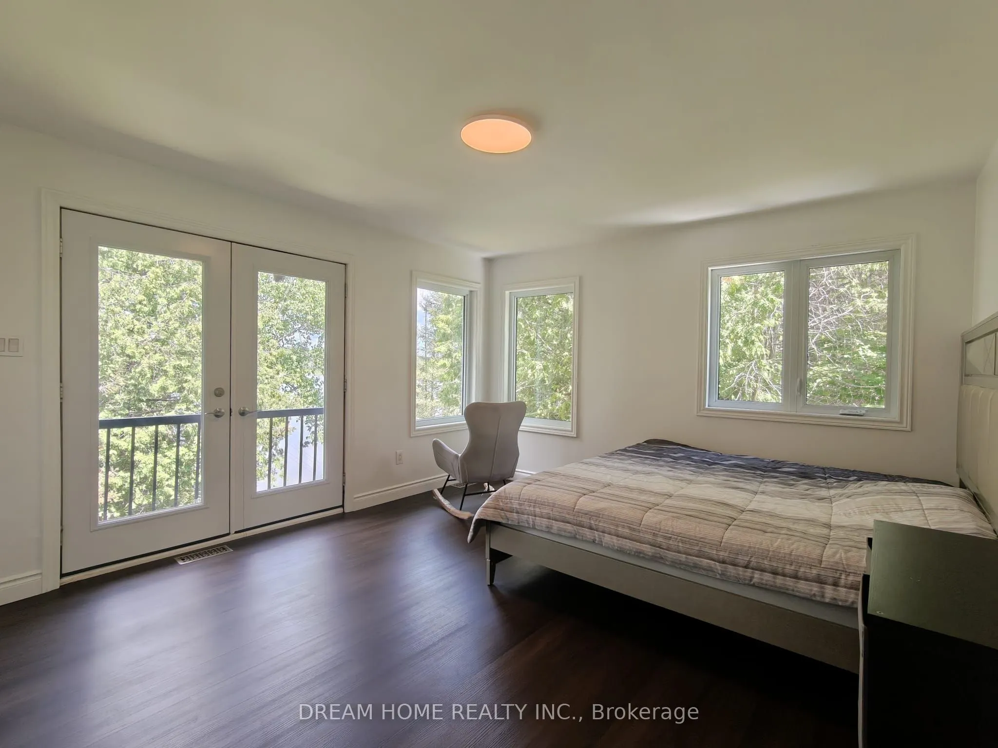 150 Hillside Lake Road