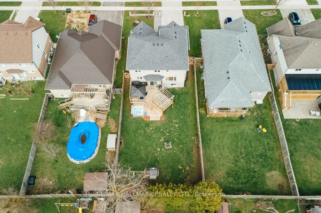 112 Schmidt Drive