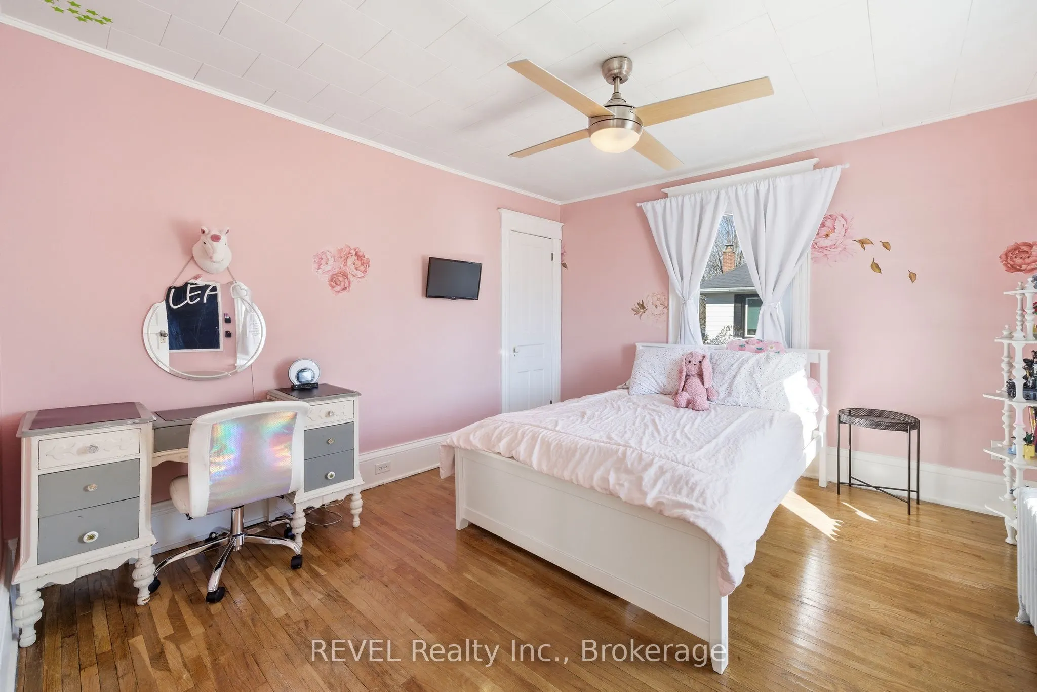 39 Trent Street N