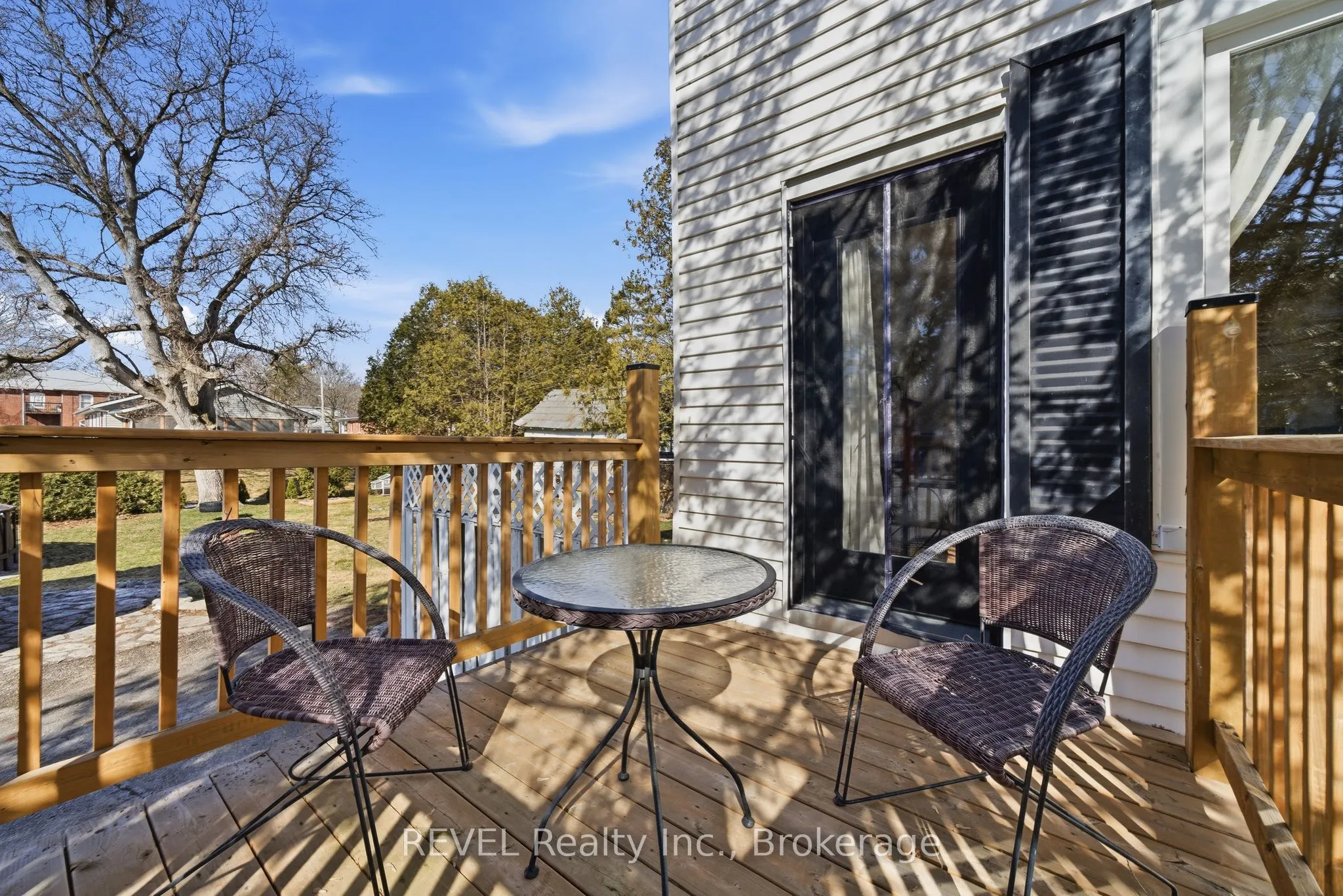 39 Trent Street N