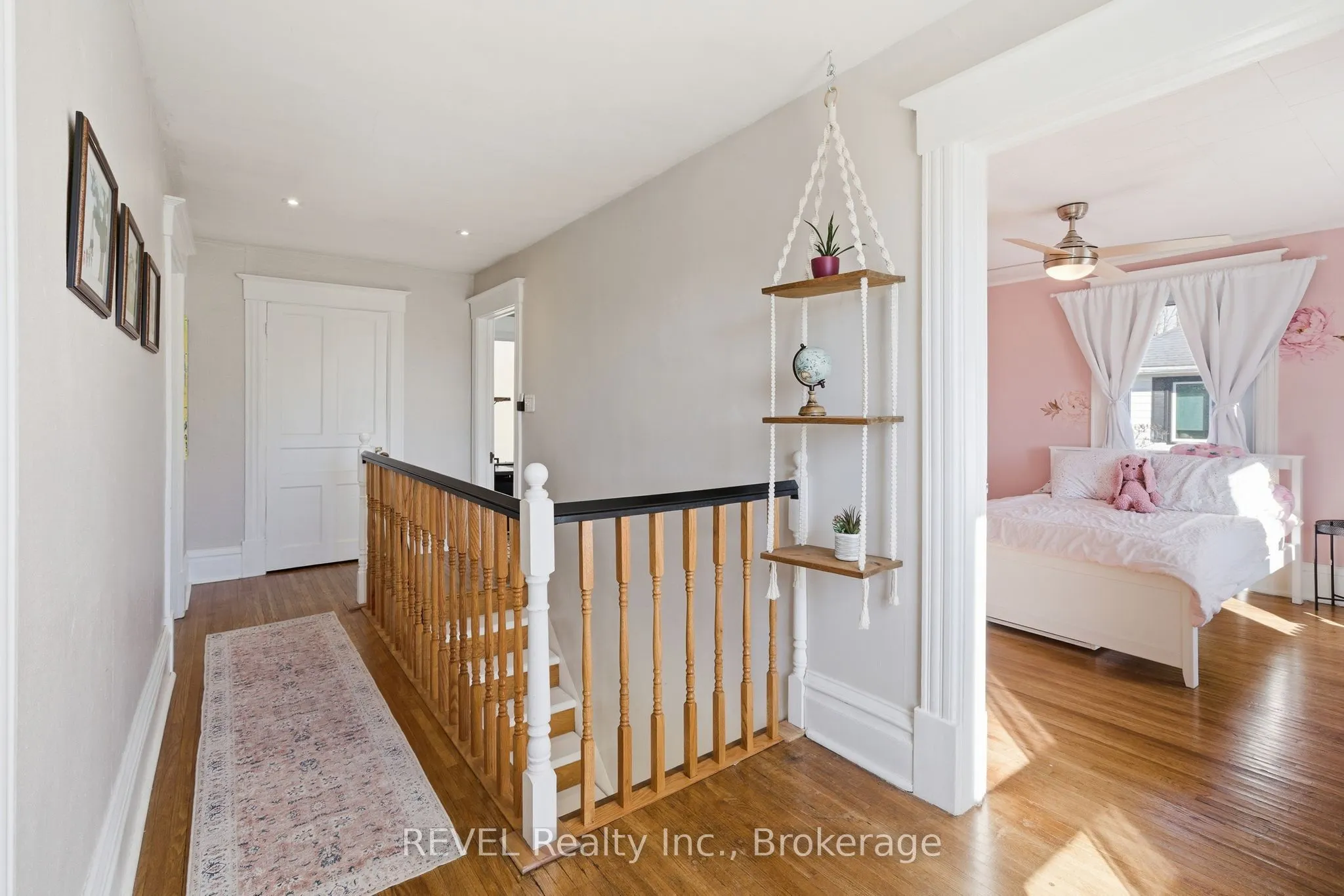 39 Trent Street N