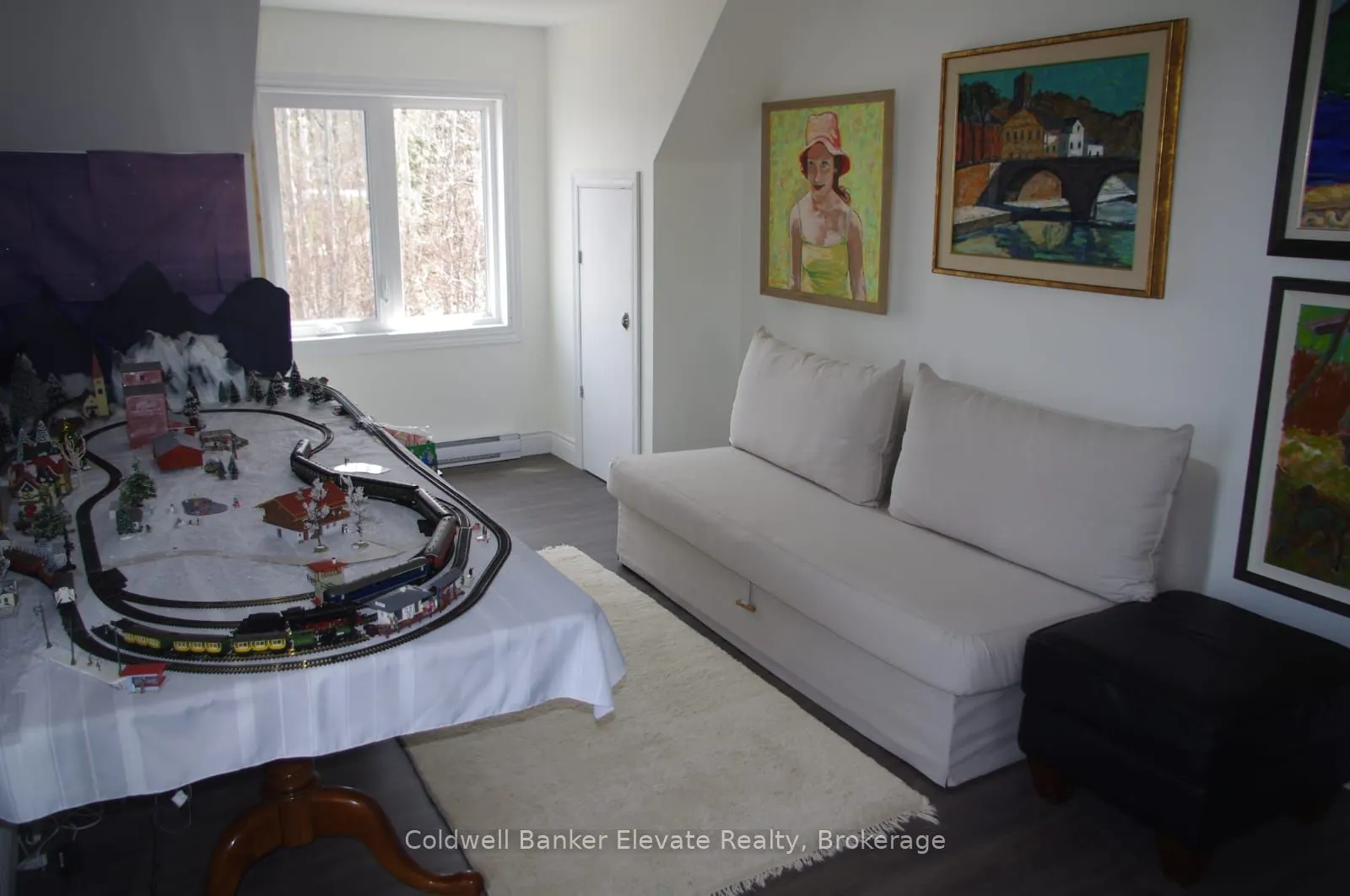 504553 Grey 1 Road
