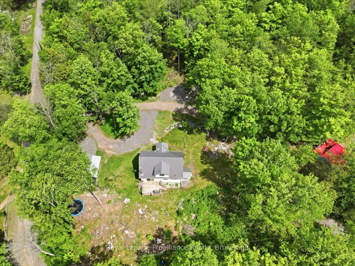 12 Cosgrove Lane