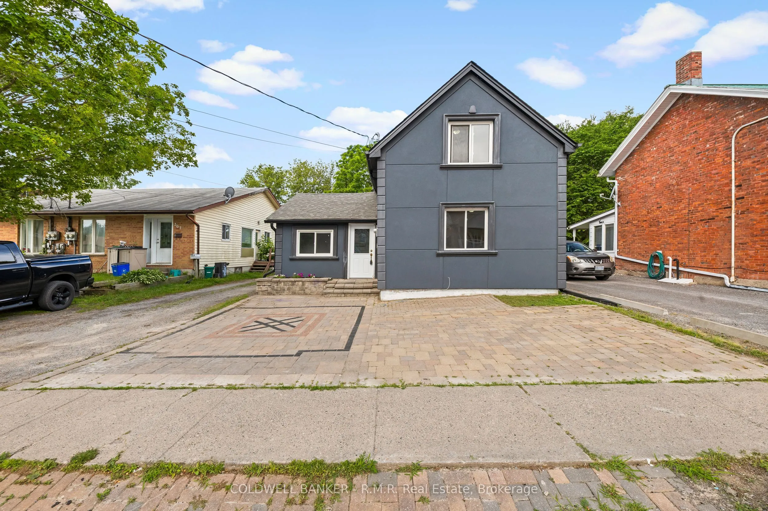 371 John Street