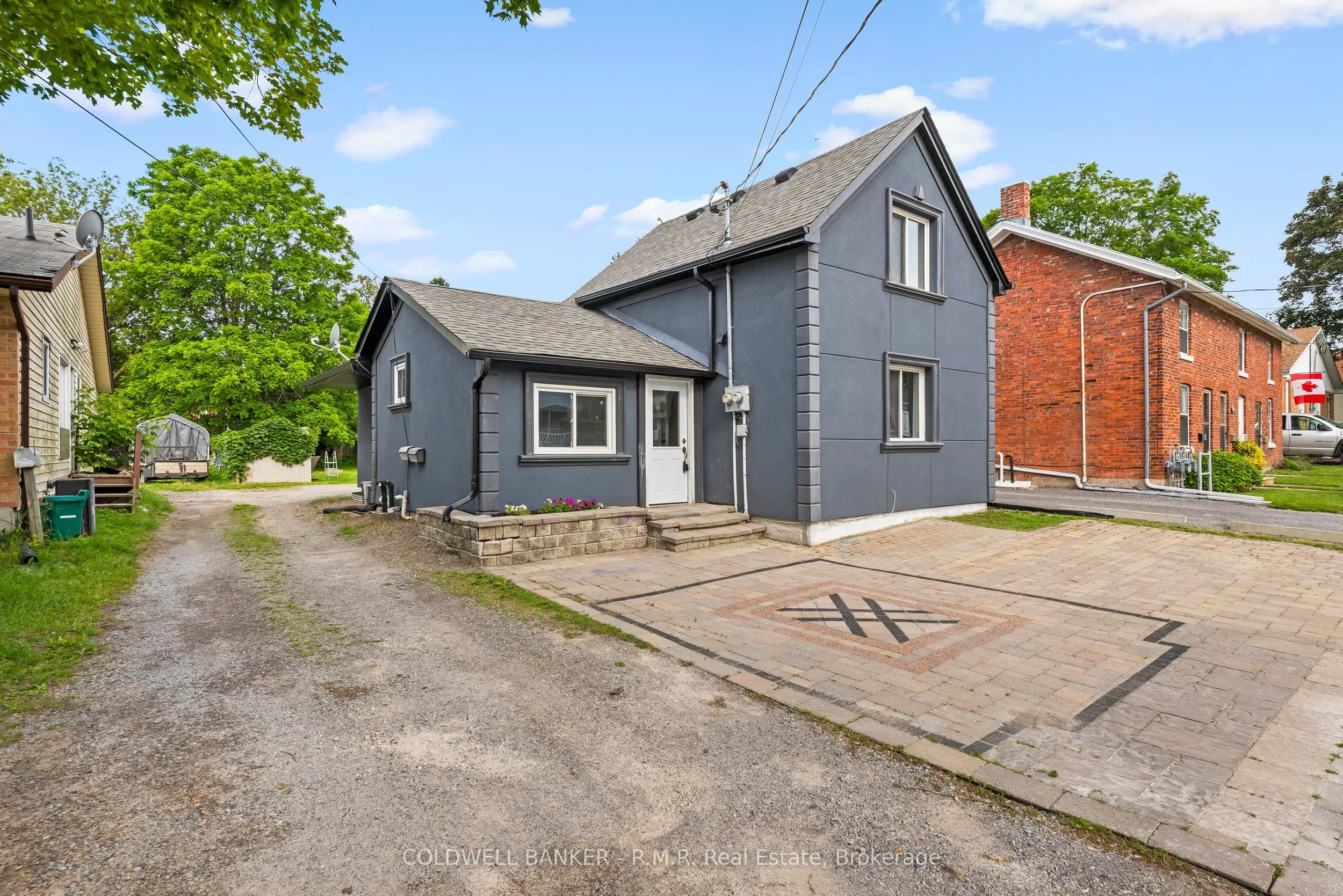 371 John Street