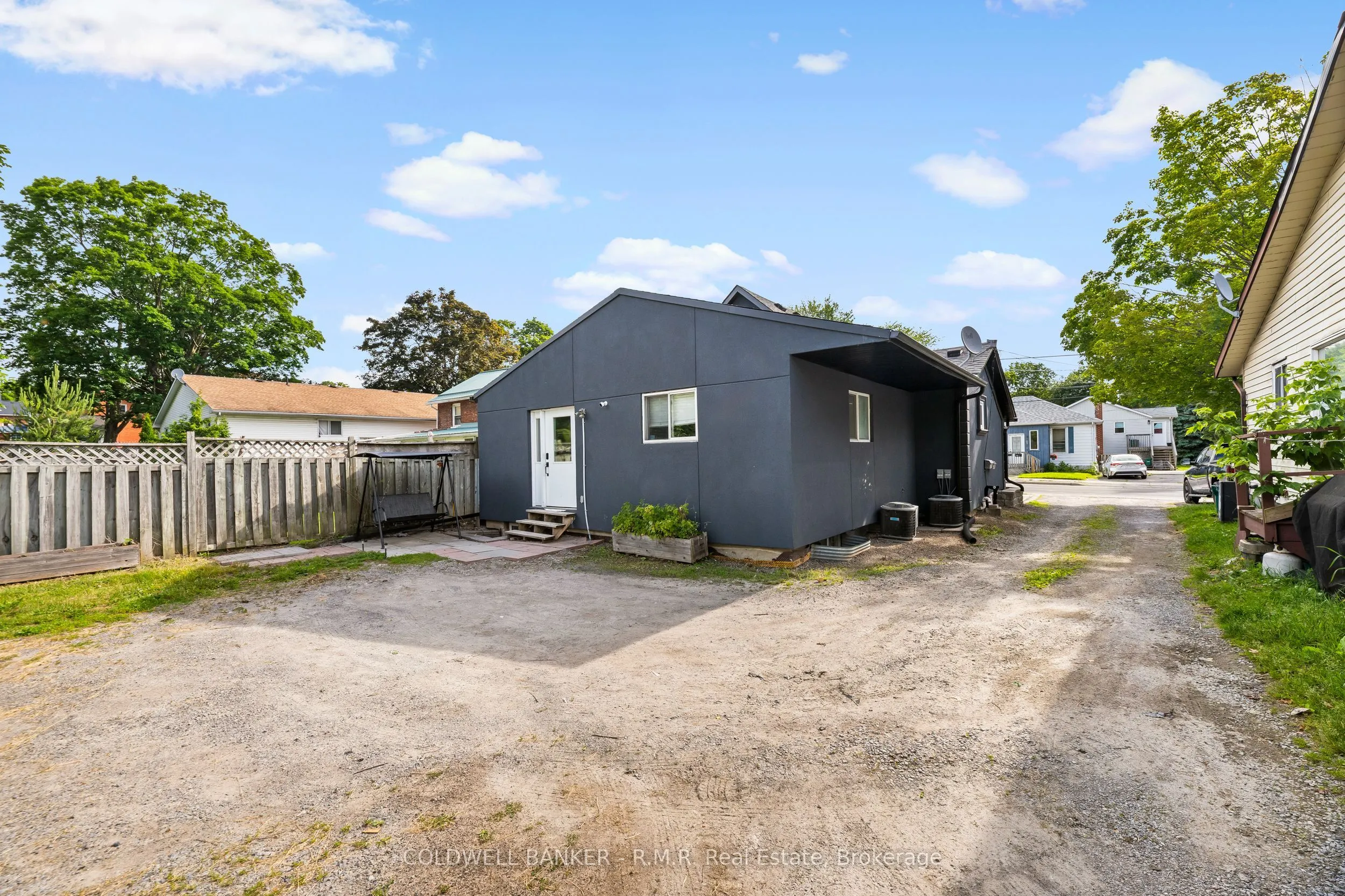 371 John Street