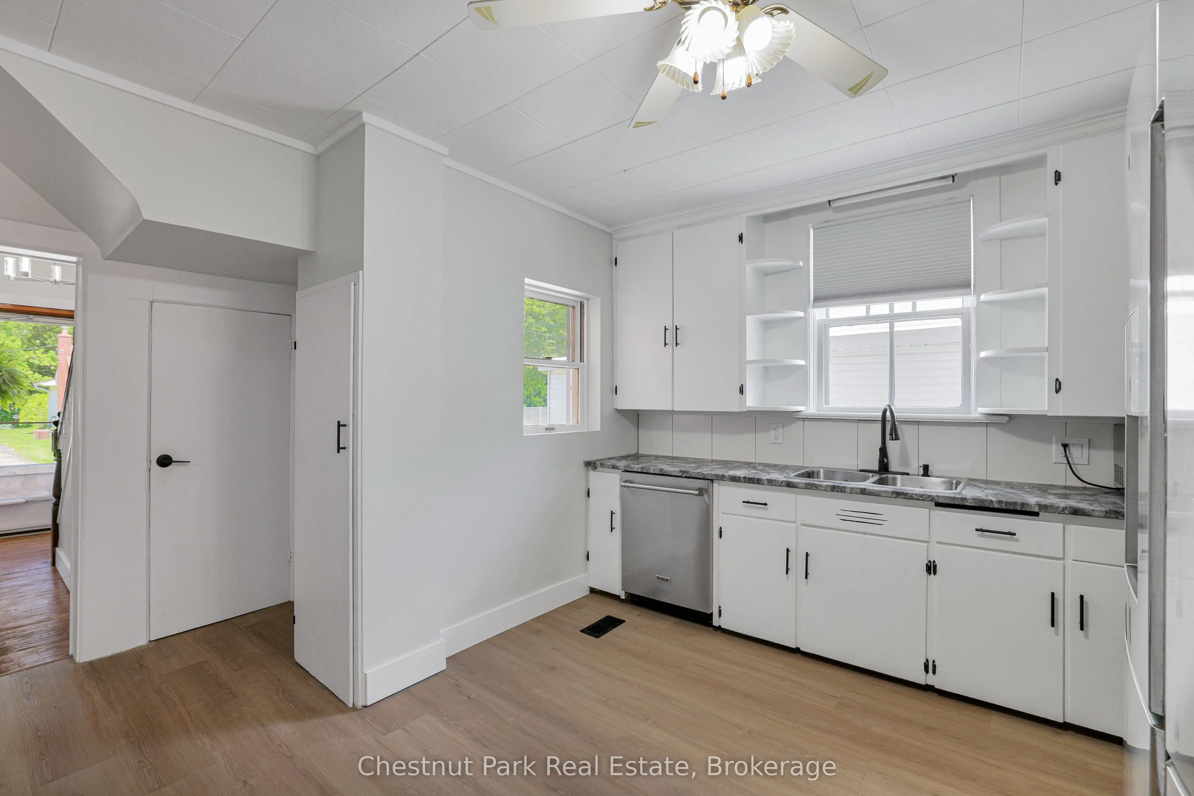 435 13th Street W