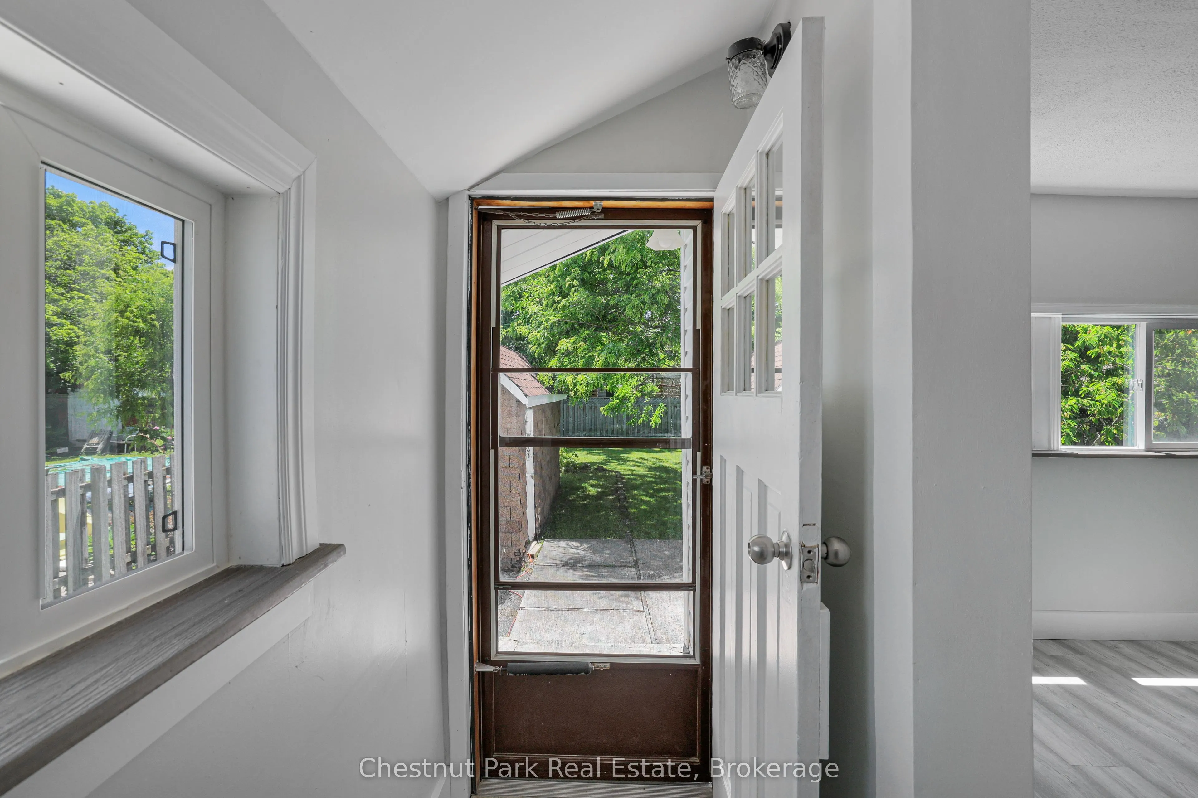 435 13th Street W