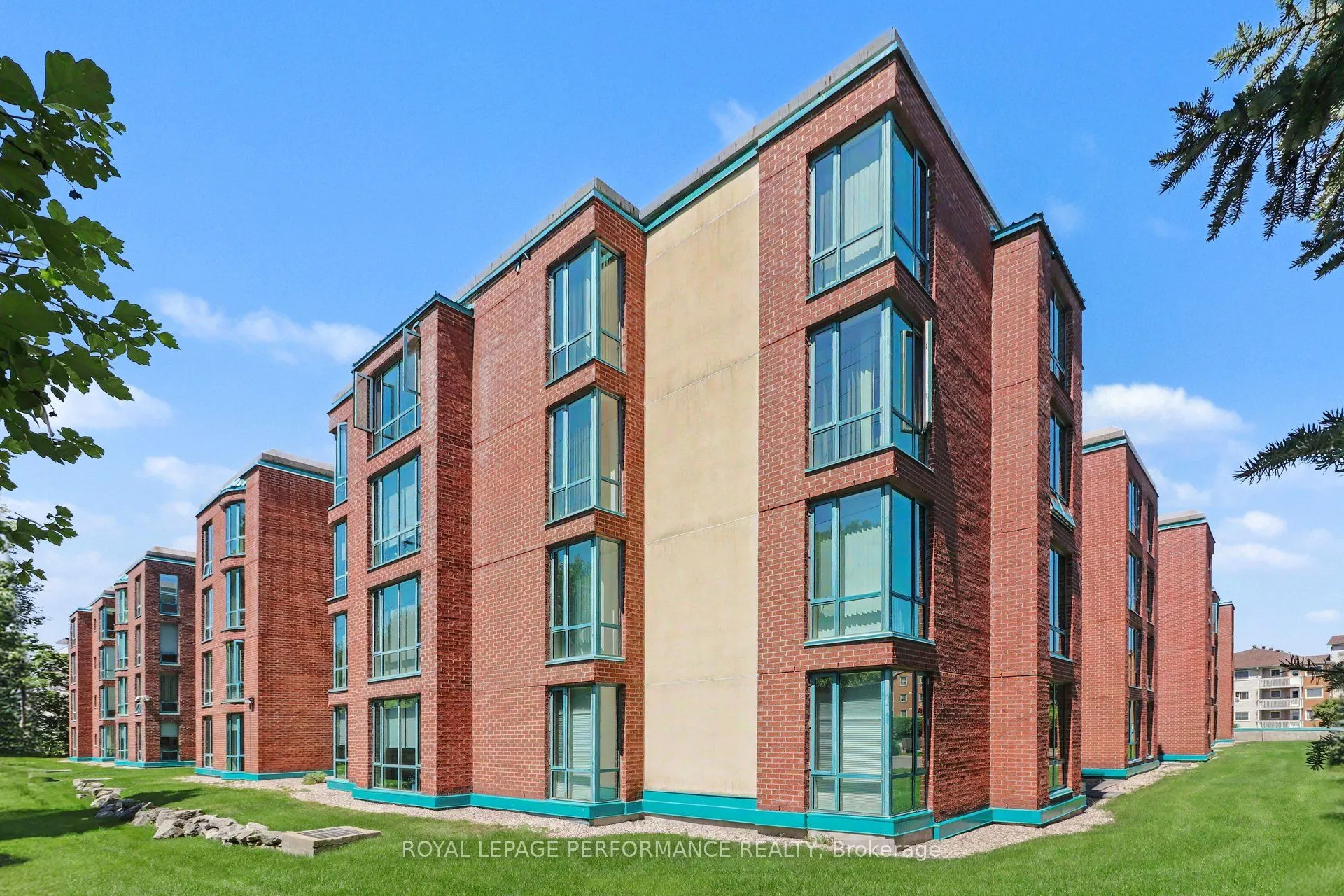 340 Centrum Boulevard #304