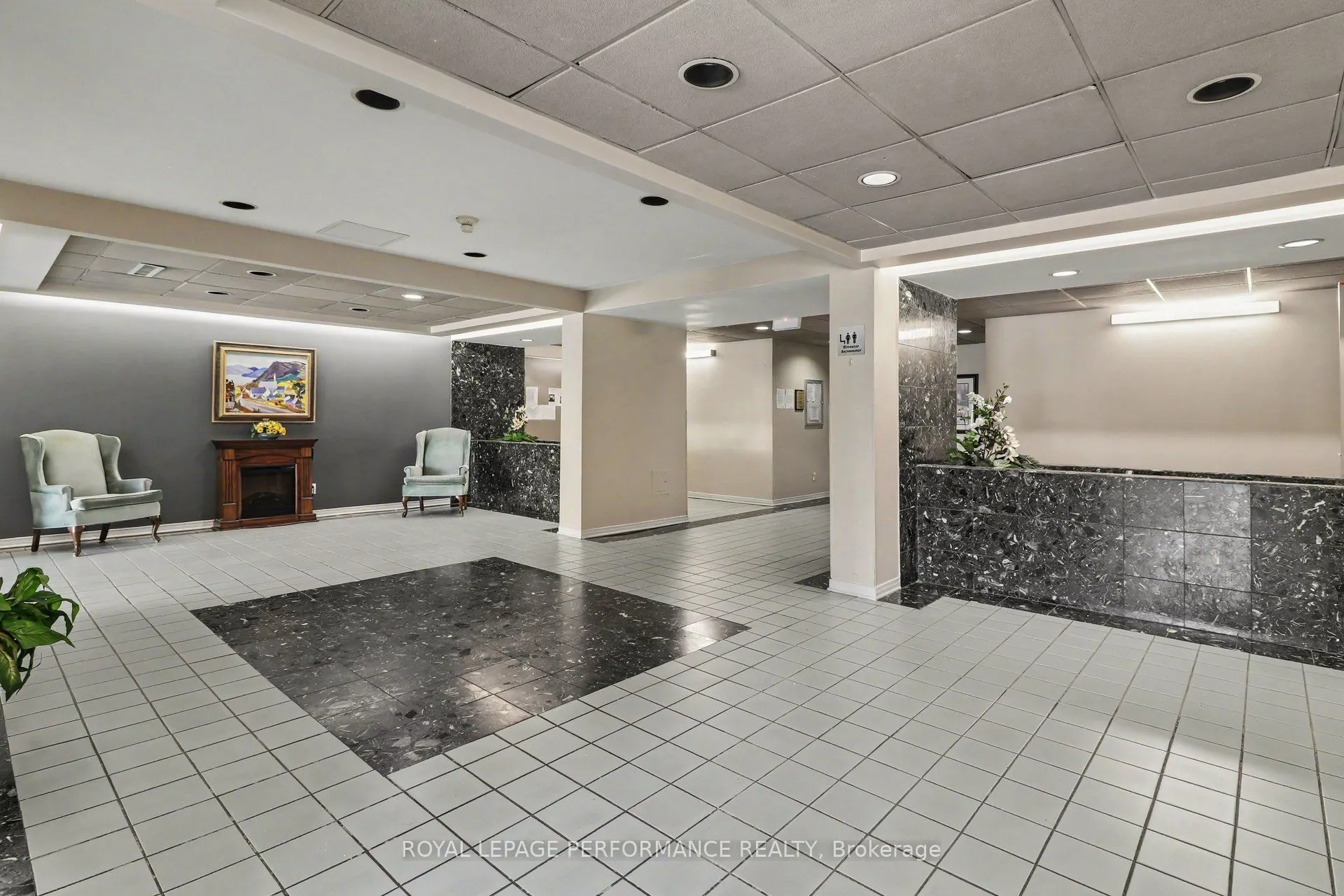 340 Centrum Boulevard #304