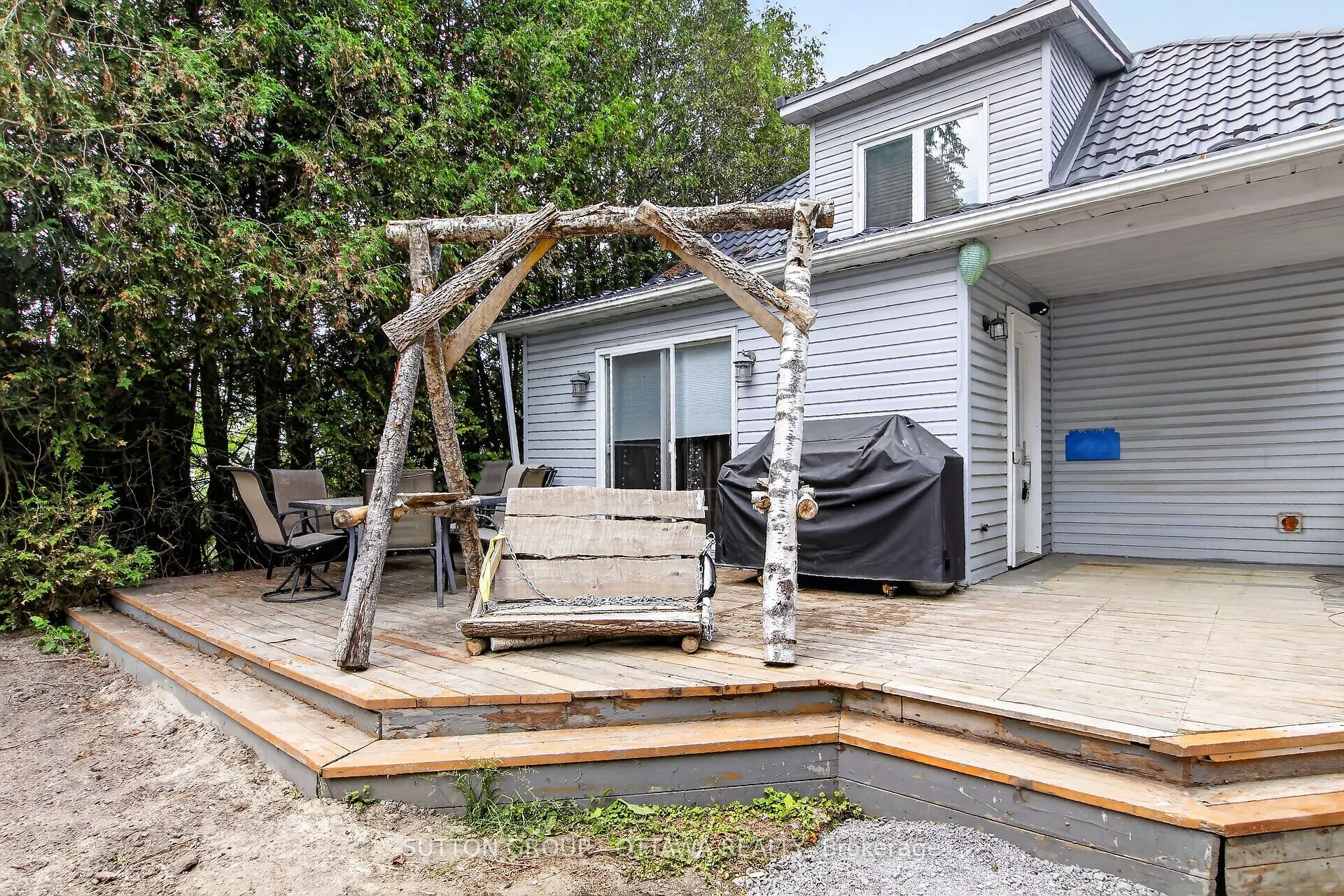 2172 Laval Street