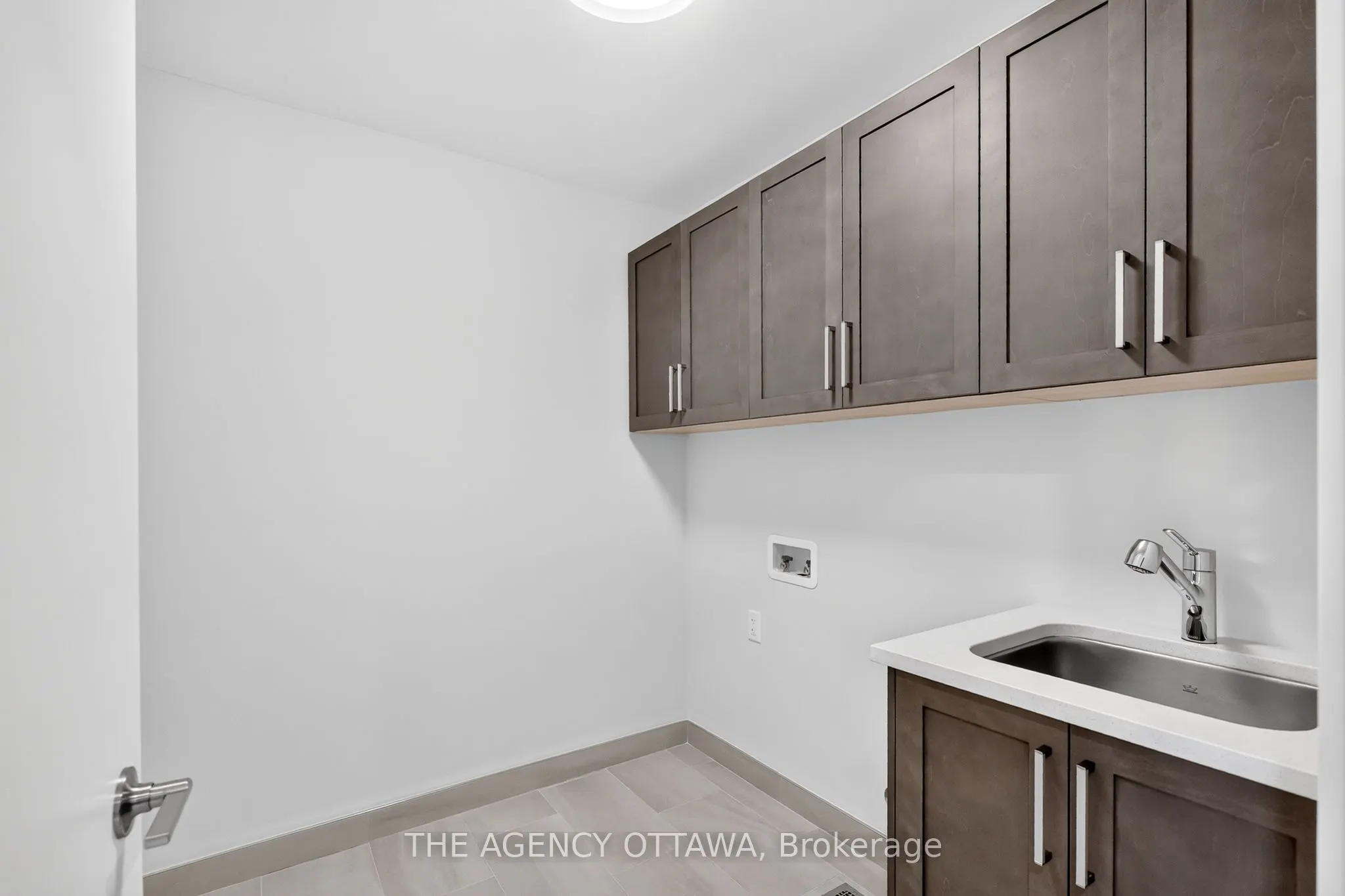1005 Kitigan Grove