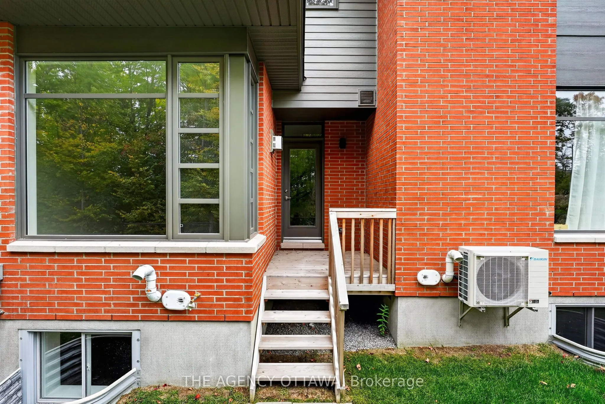 1005 Kitigan Grove