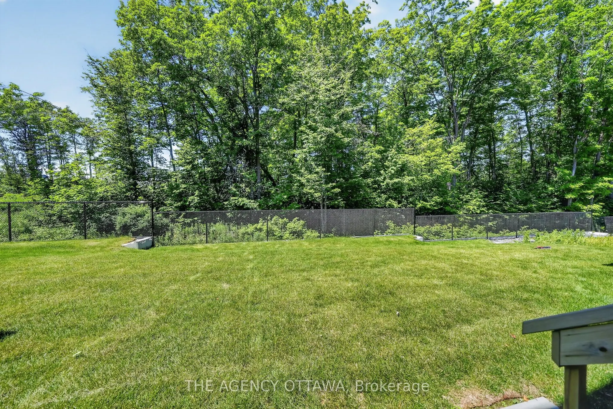 1005 Kitigan Grove