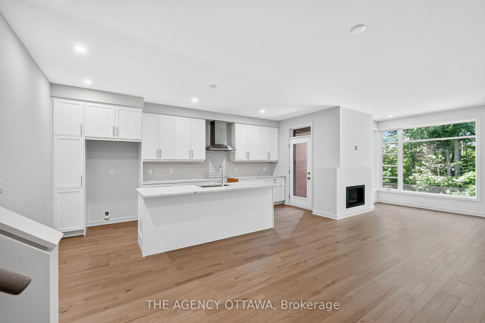 1005 Kitigan Grove