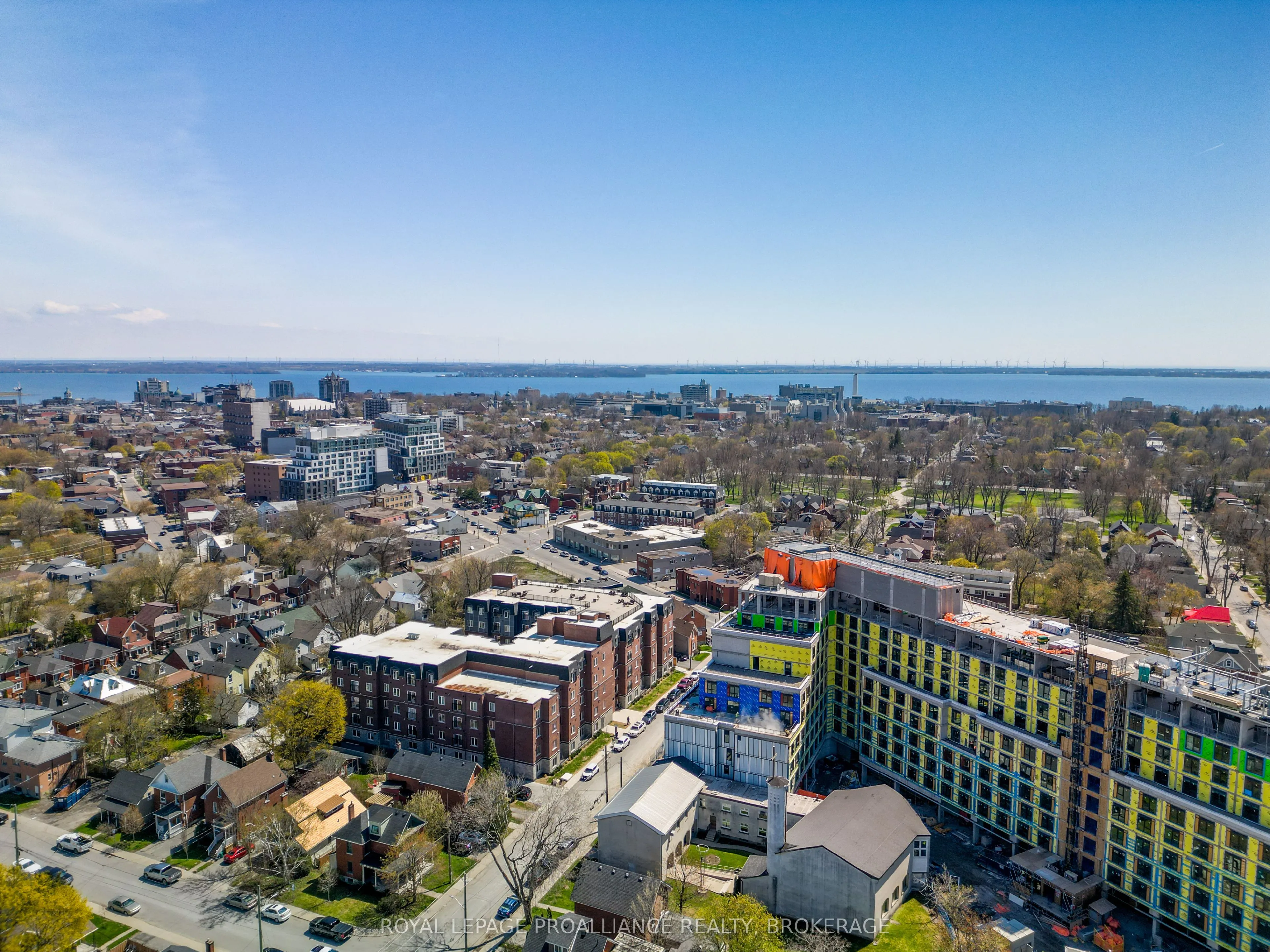 501 Frontenac Street #502