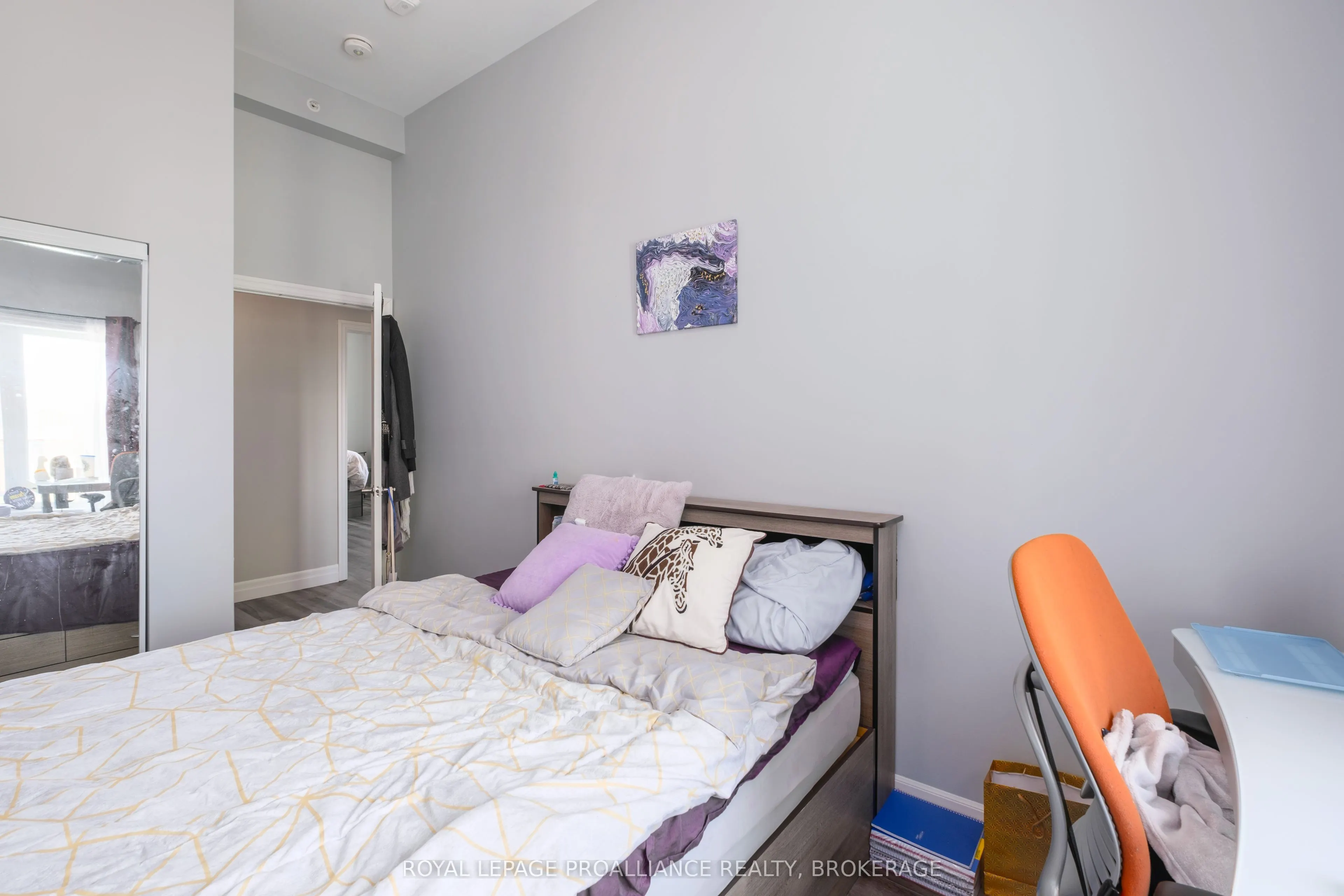 501 Frontenac Street #502