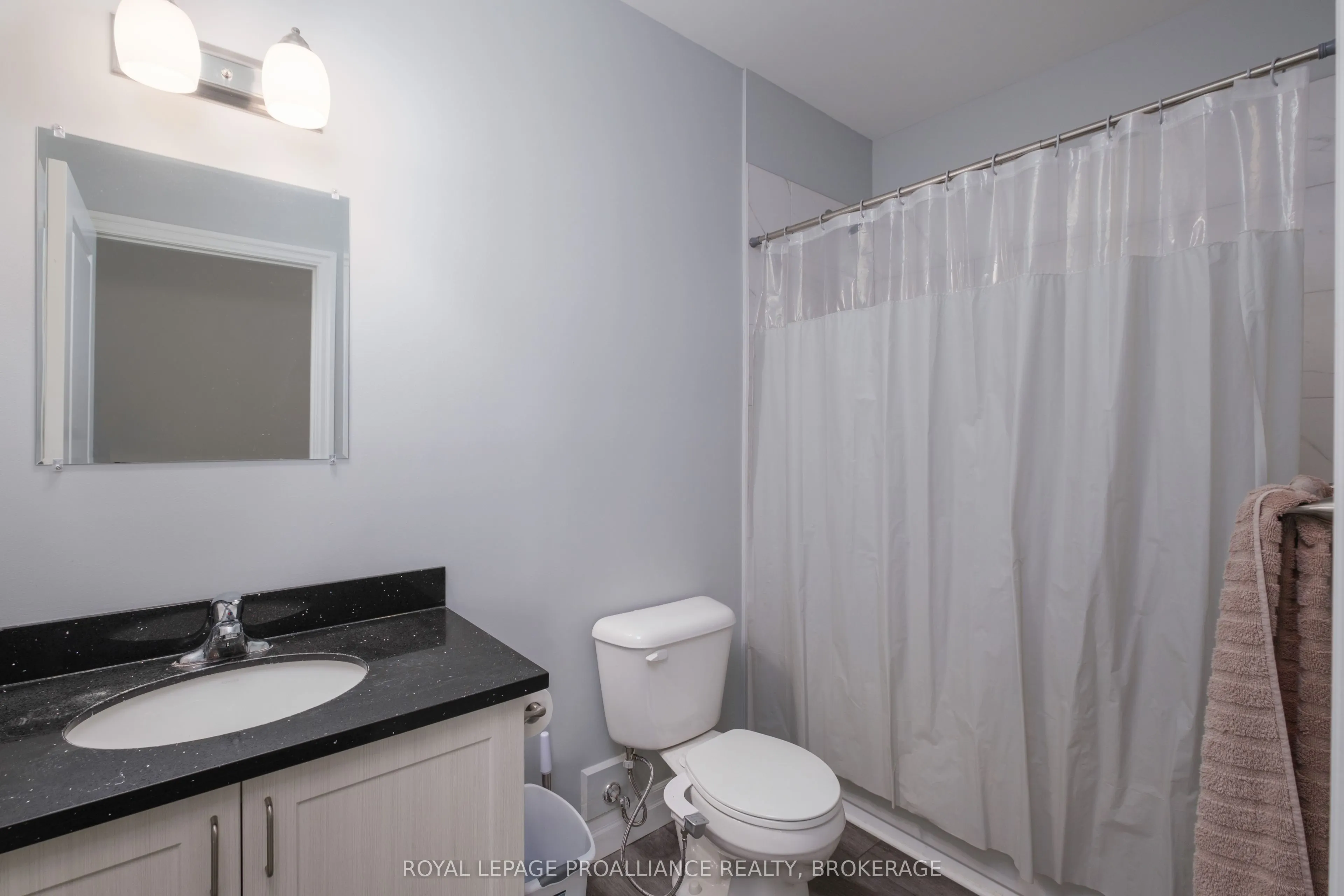 501 Frontenac Street #502