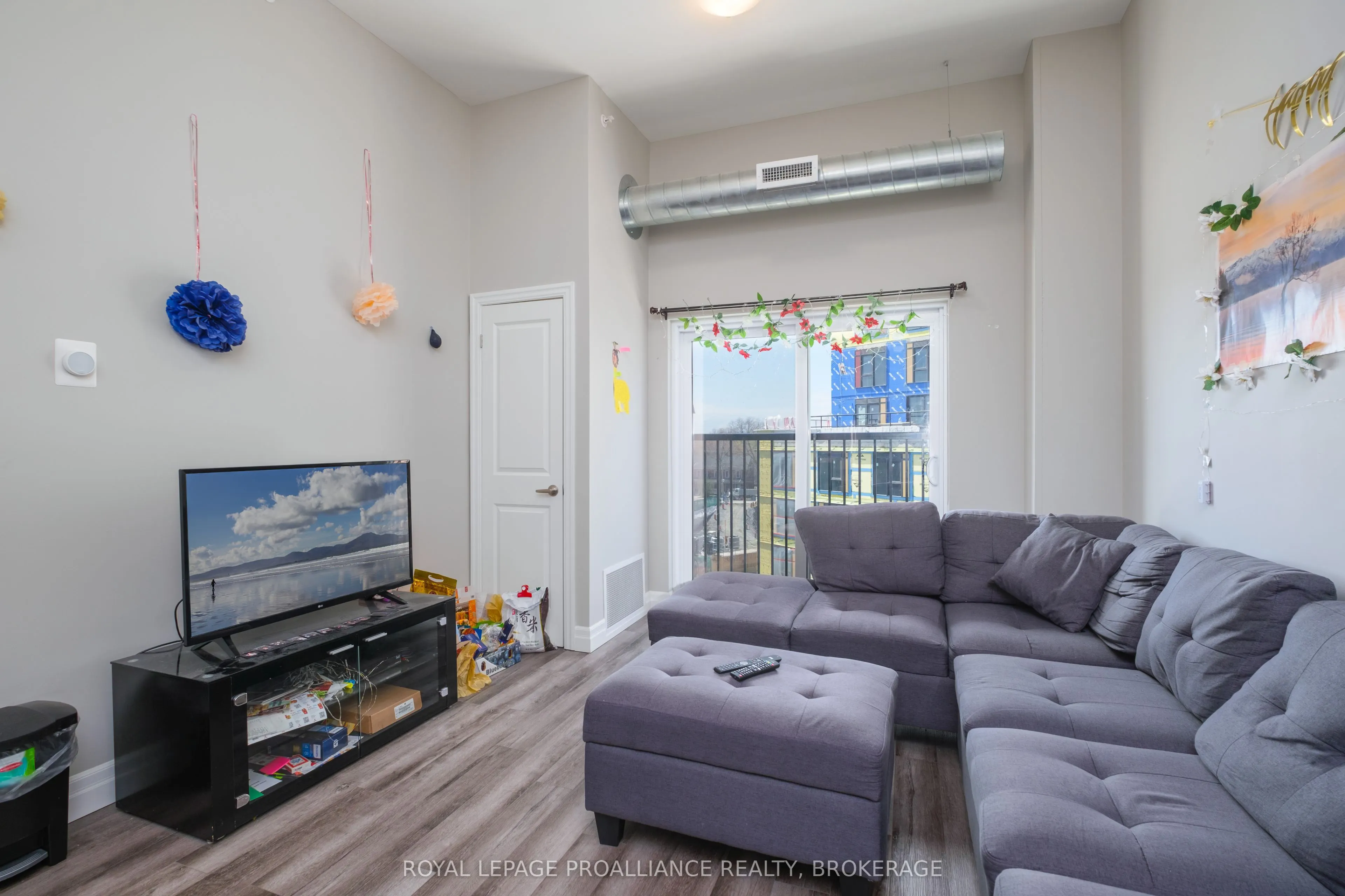501 Frontenac Street #502