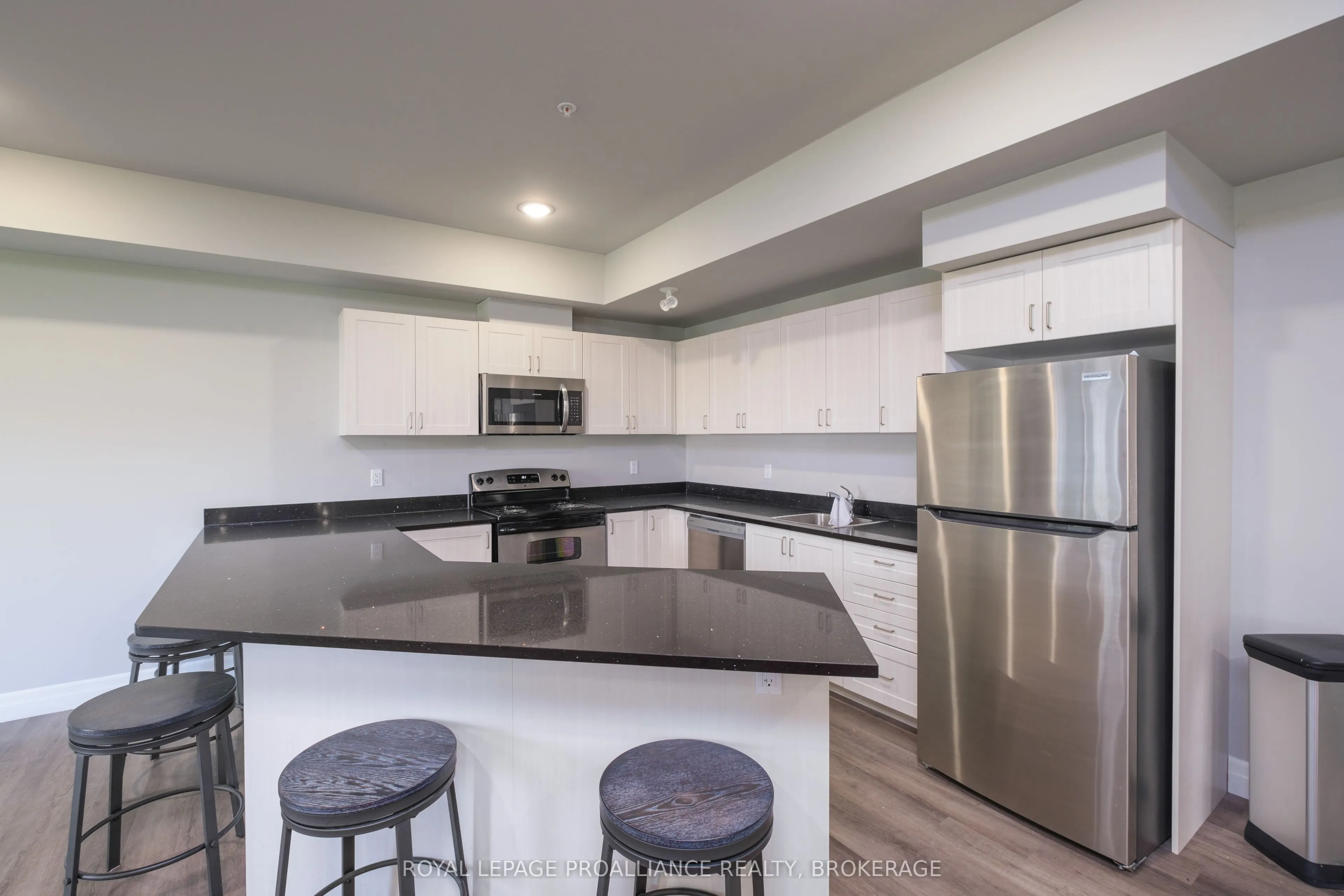 501 Frontenac Street #502