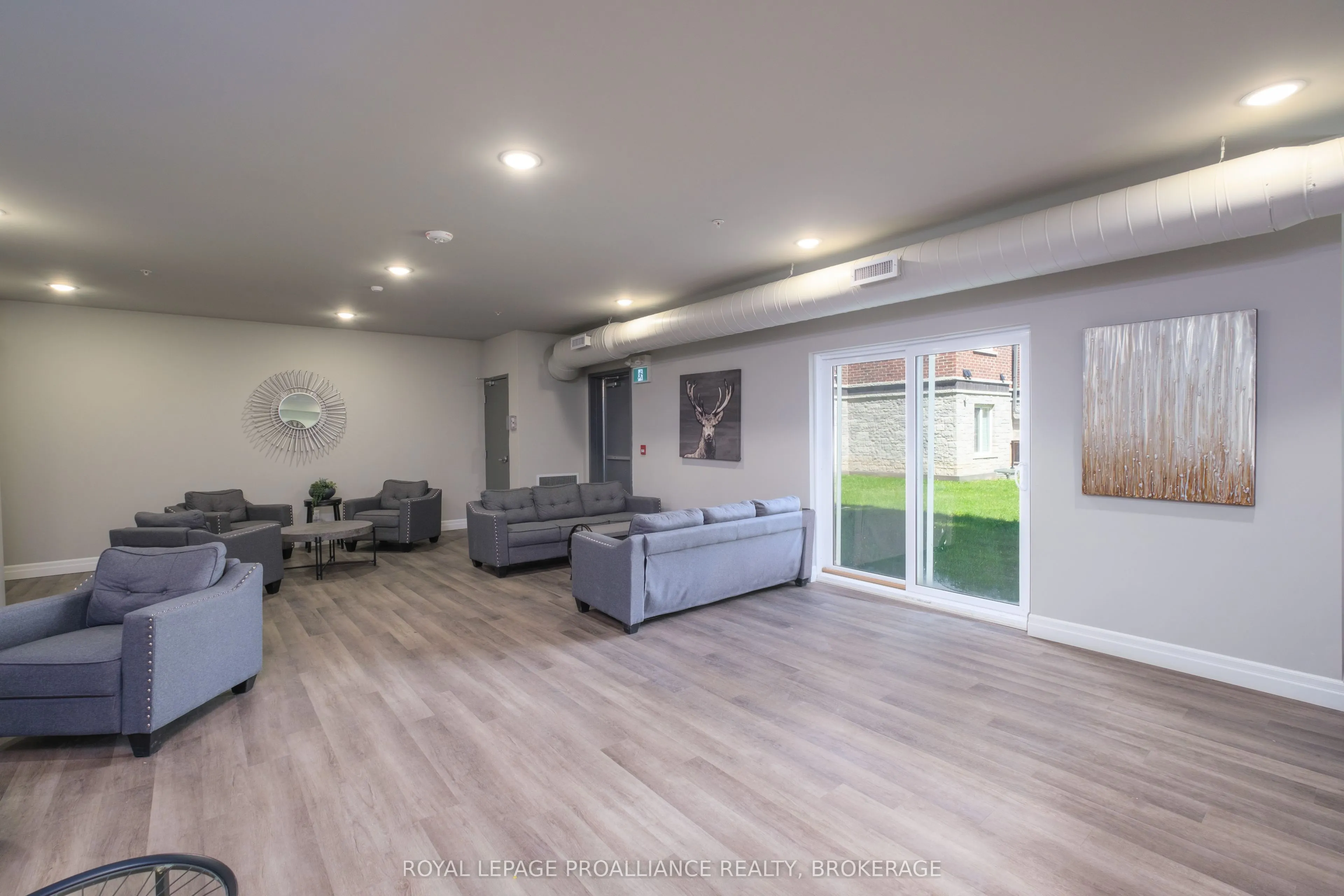501 Frontenac Street #502