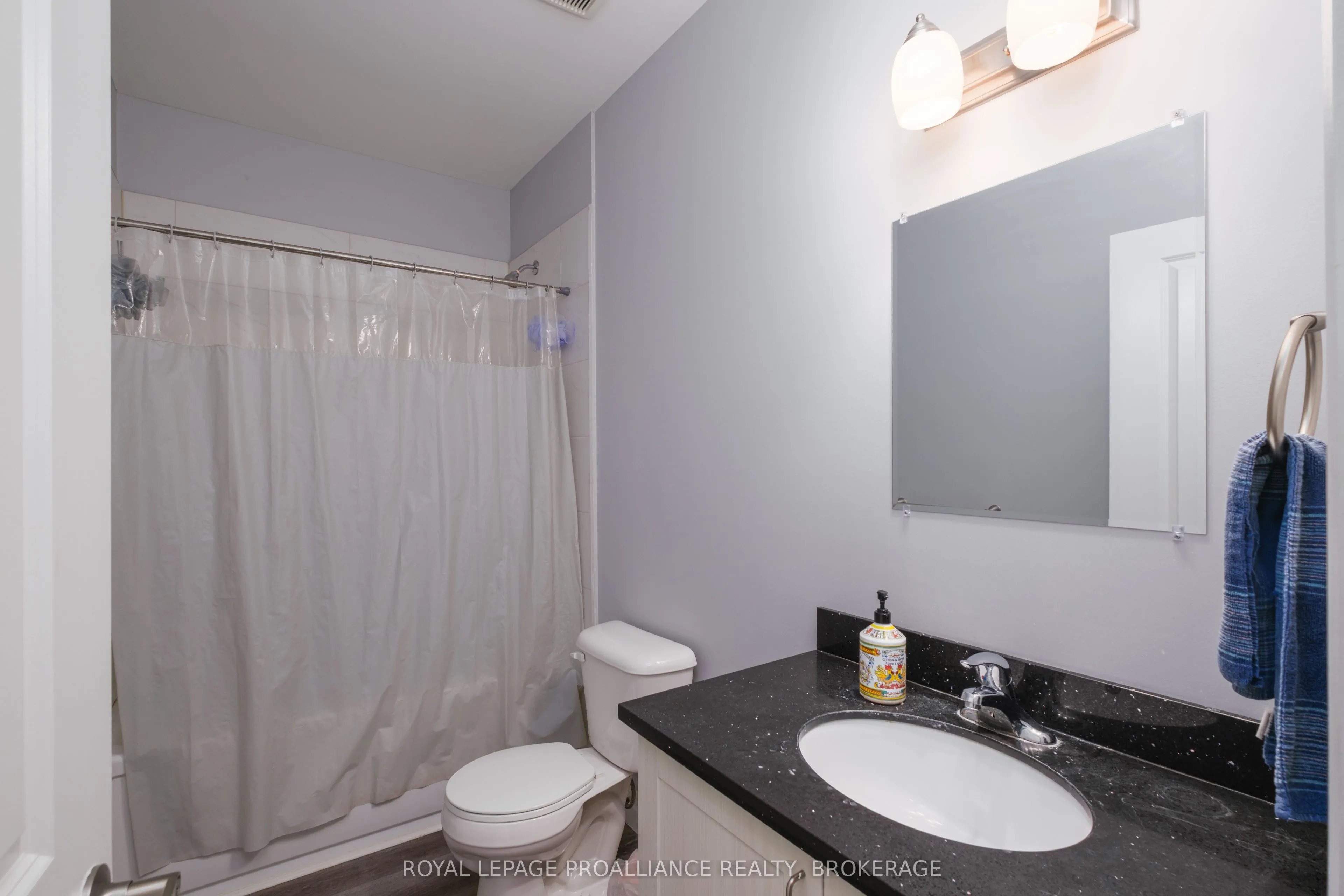 501 Frontenac Street #502