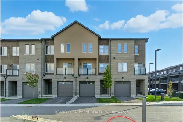 4 Clear Valley Lane