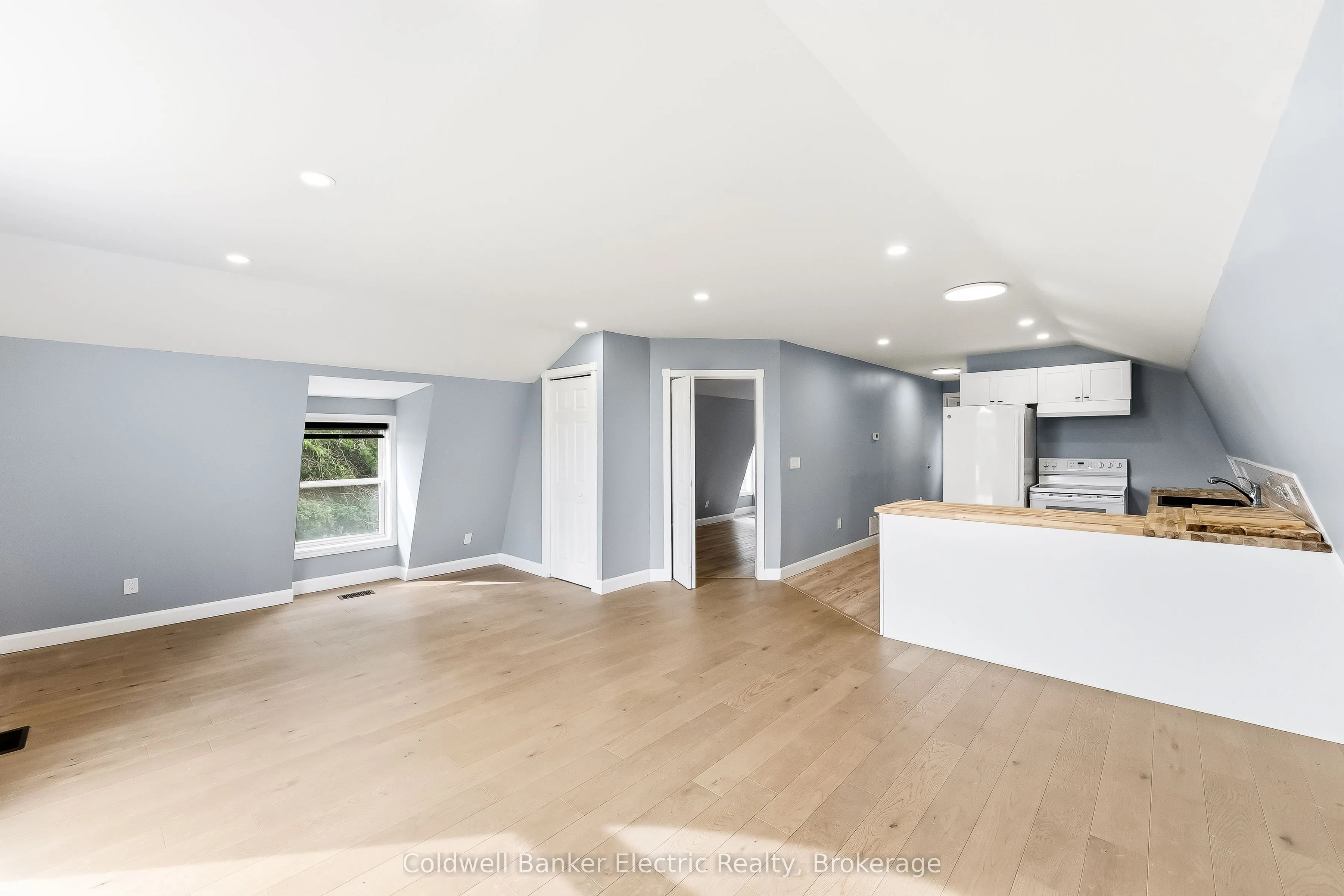 765 Palace Road