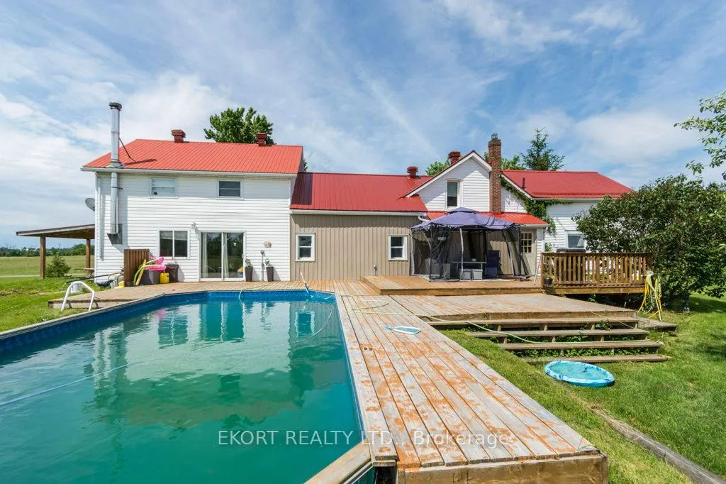 272 Coutts Road